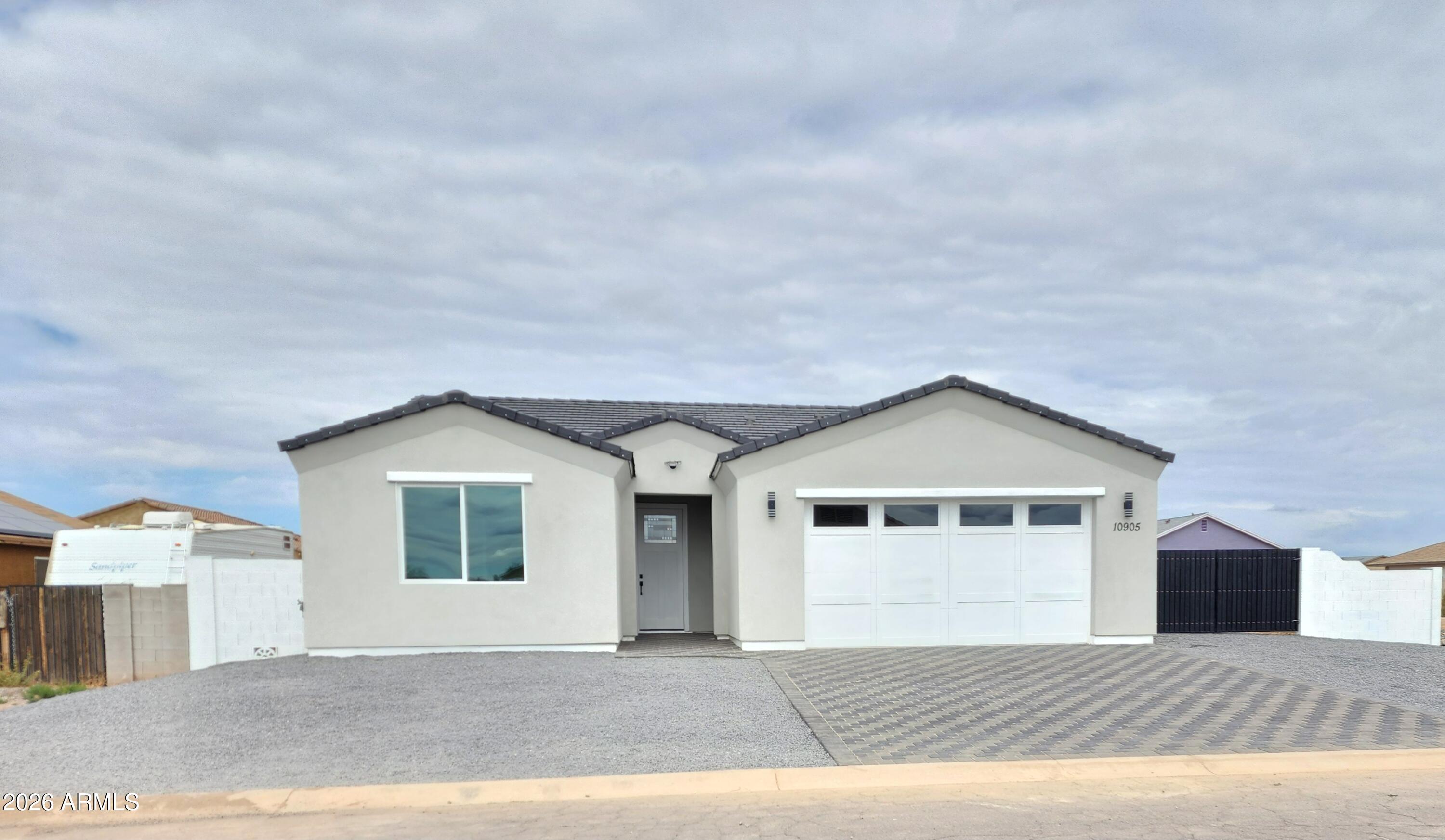 10905 W CAMBRIA Circle