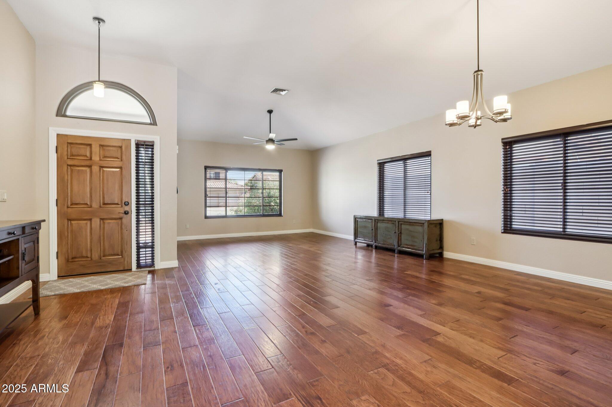 3422 E WINONA Street