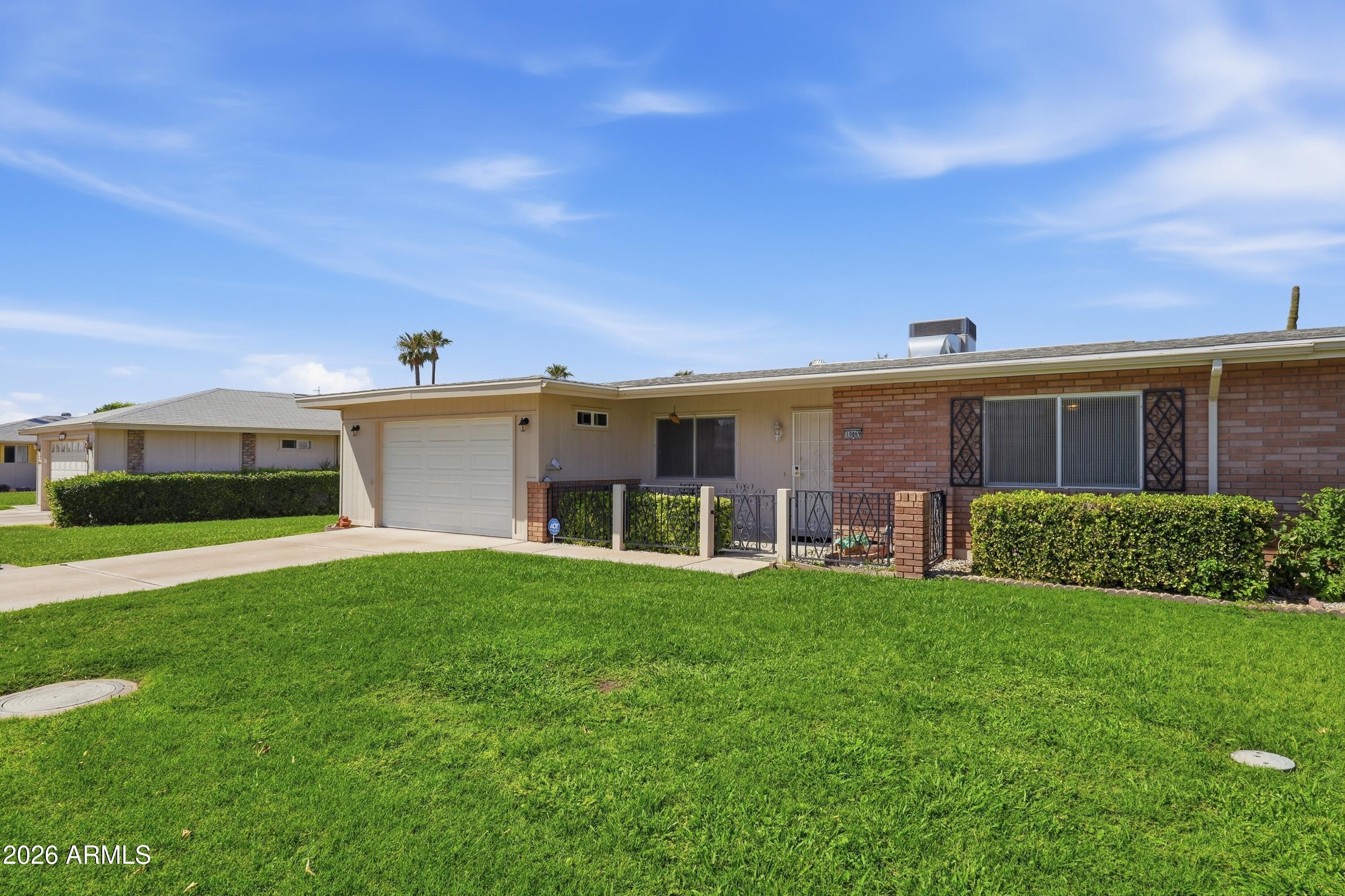10869 W CLAIR Drive