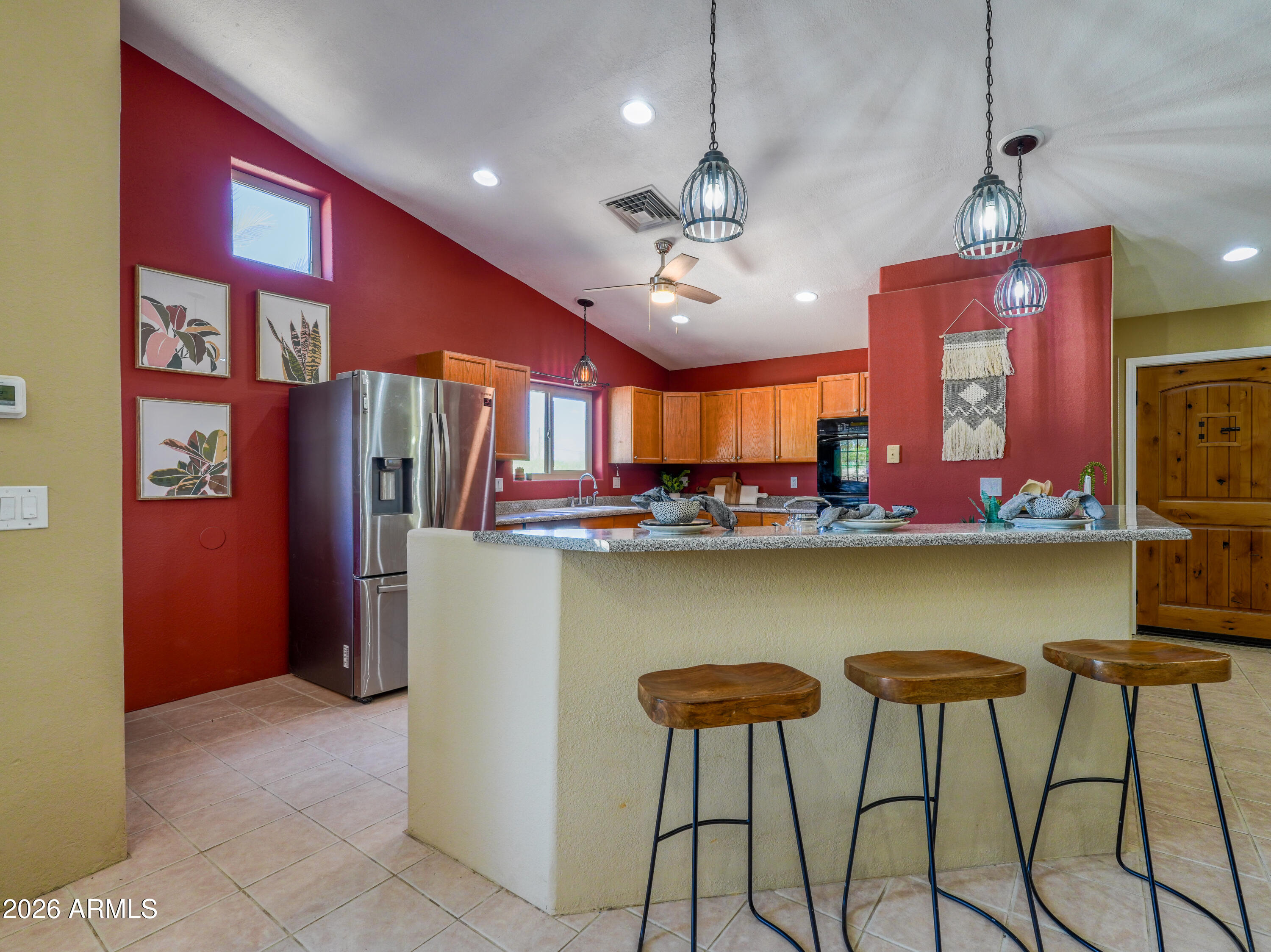 1224 N ACACIA Road
