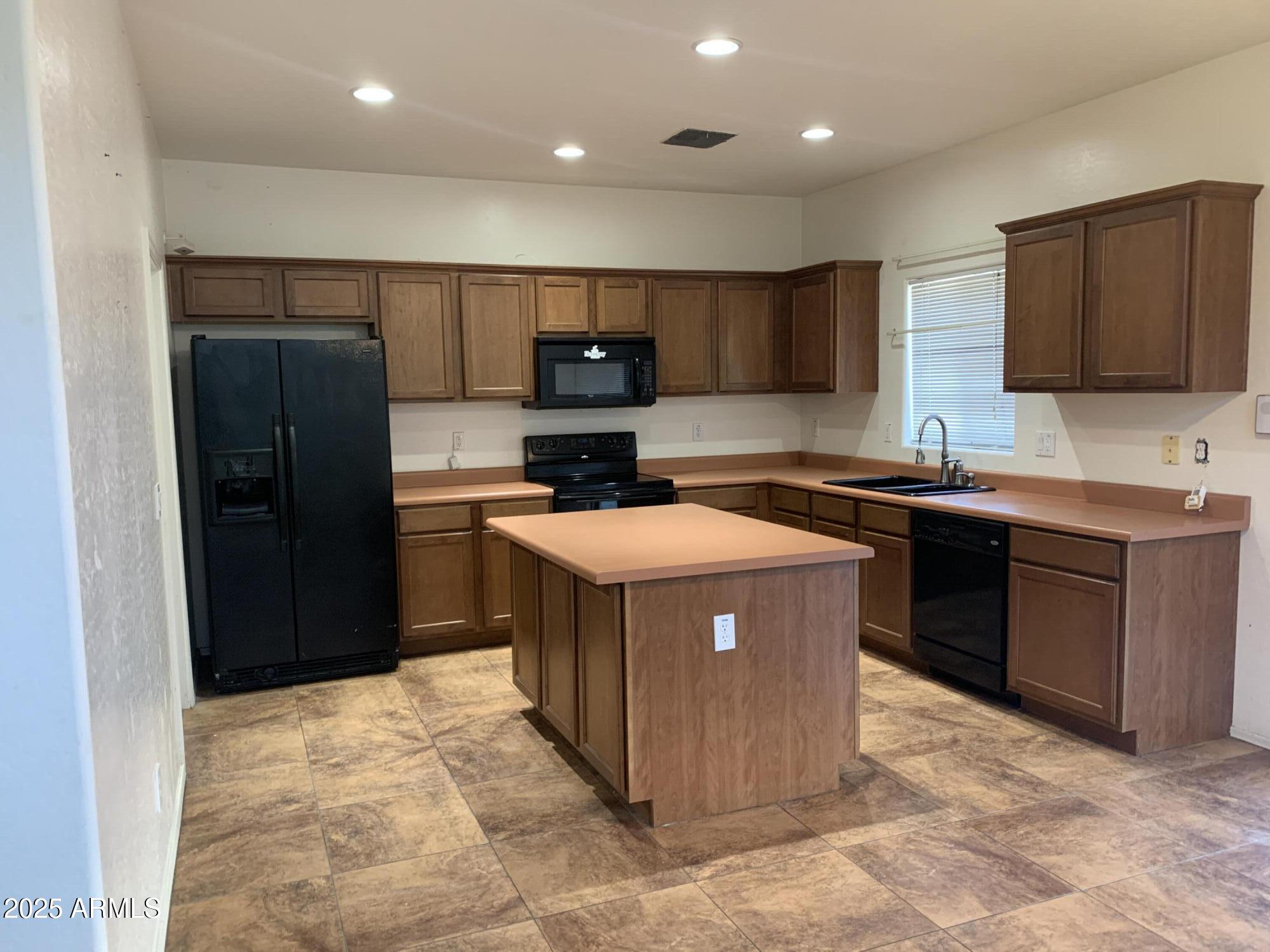 25270 W PLEASANT Lane