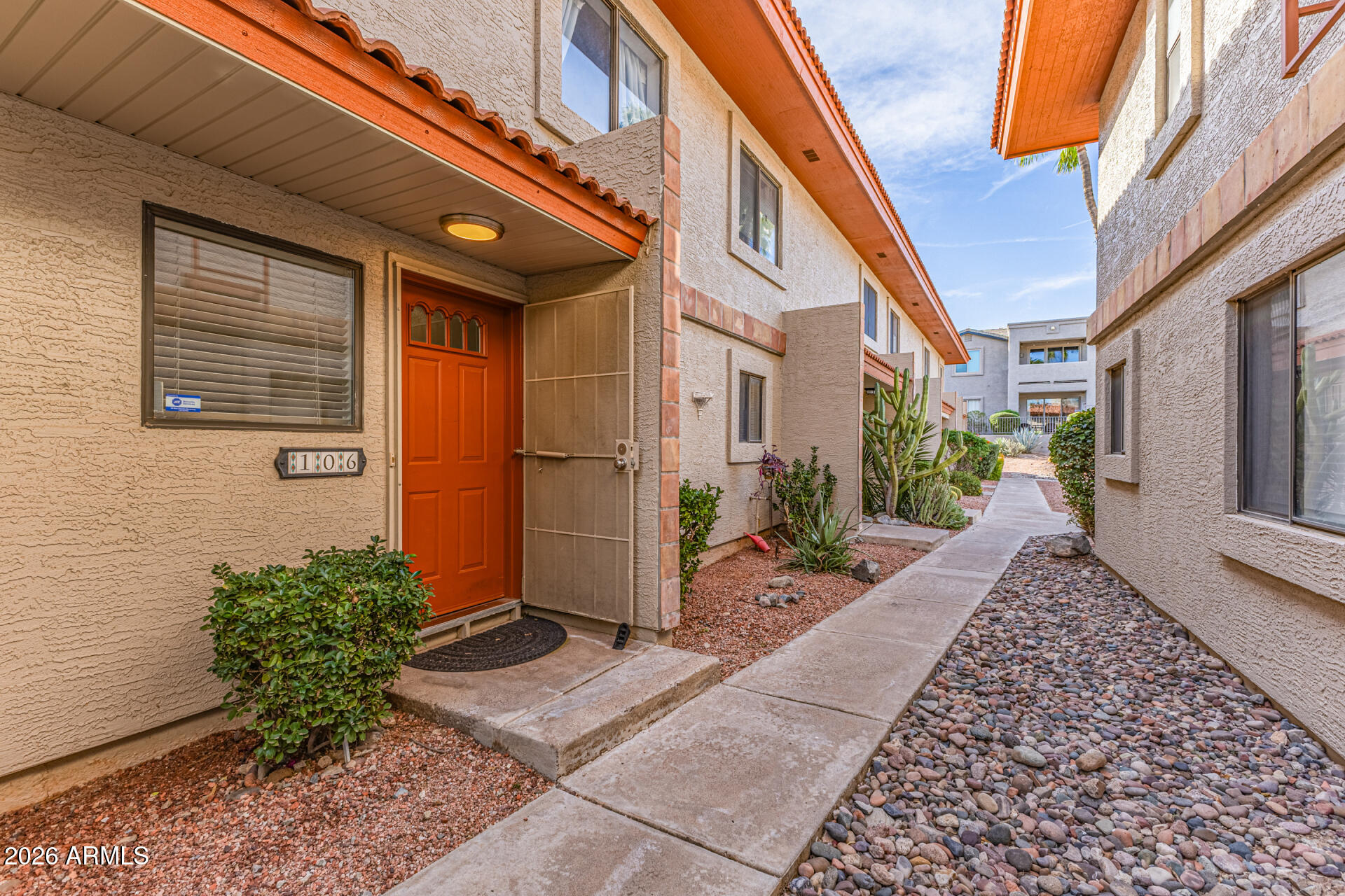 12619 N LA MONTANA Drive 106