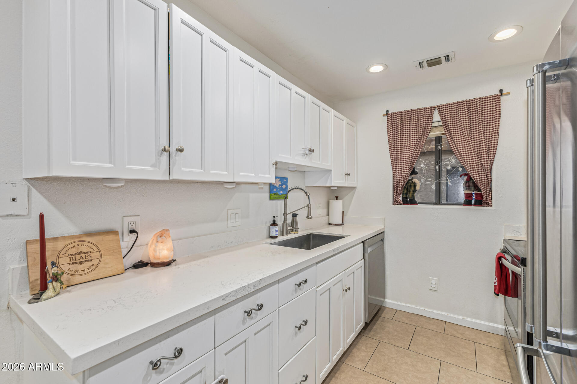 12619 N LA MONTANA Drive 106