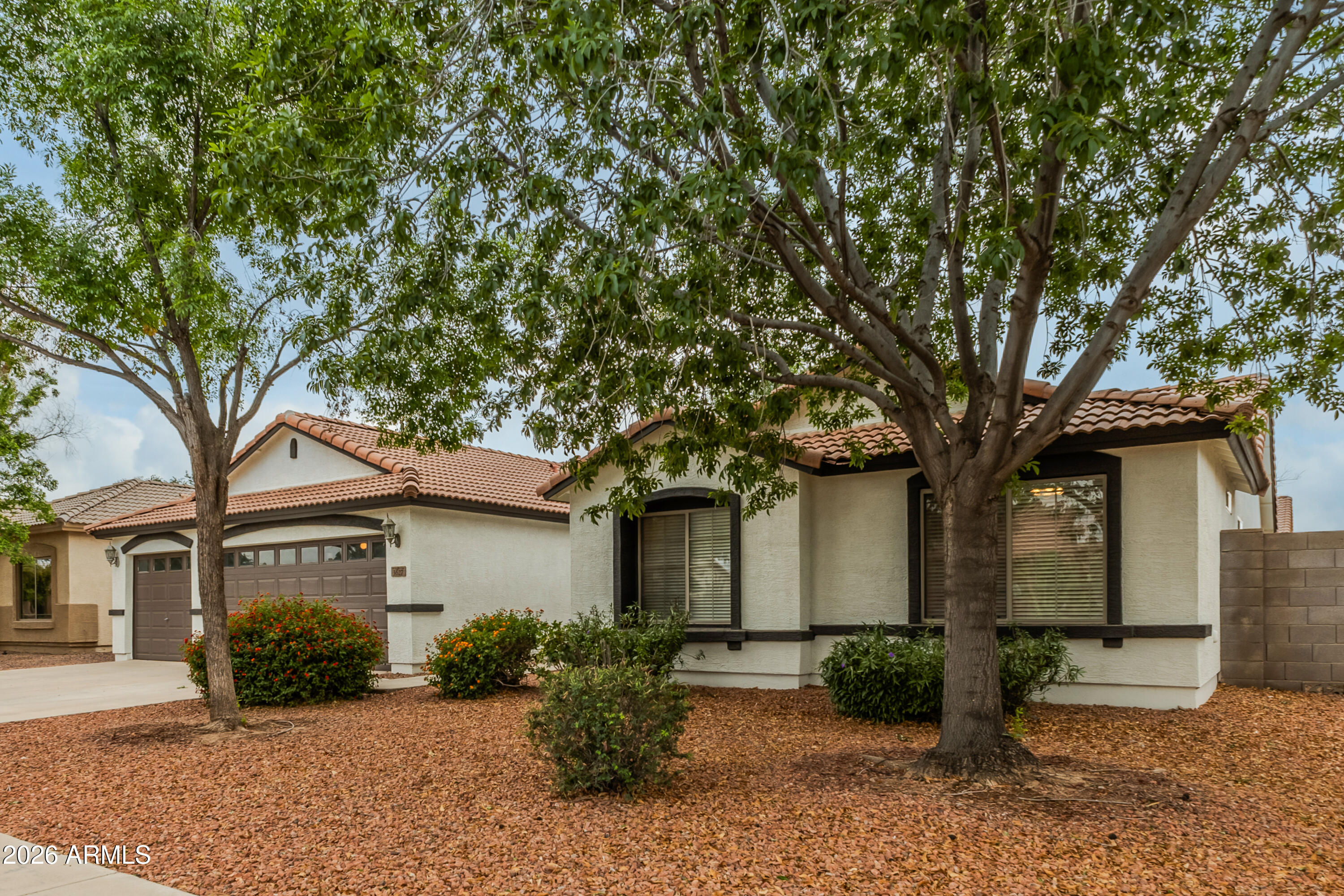 3627 E CAMDEN Avenue