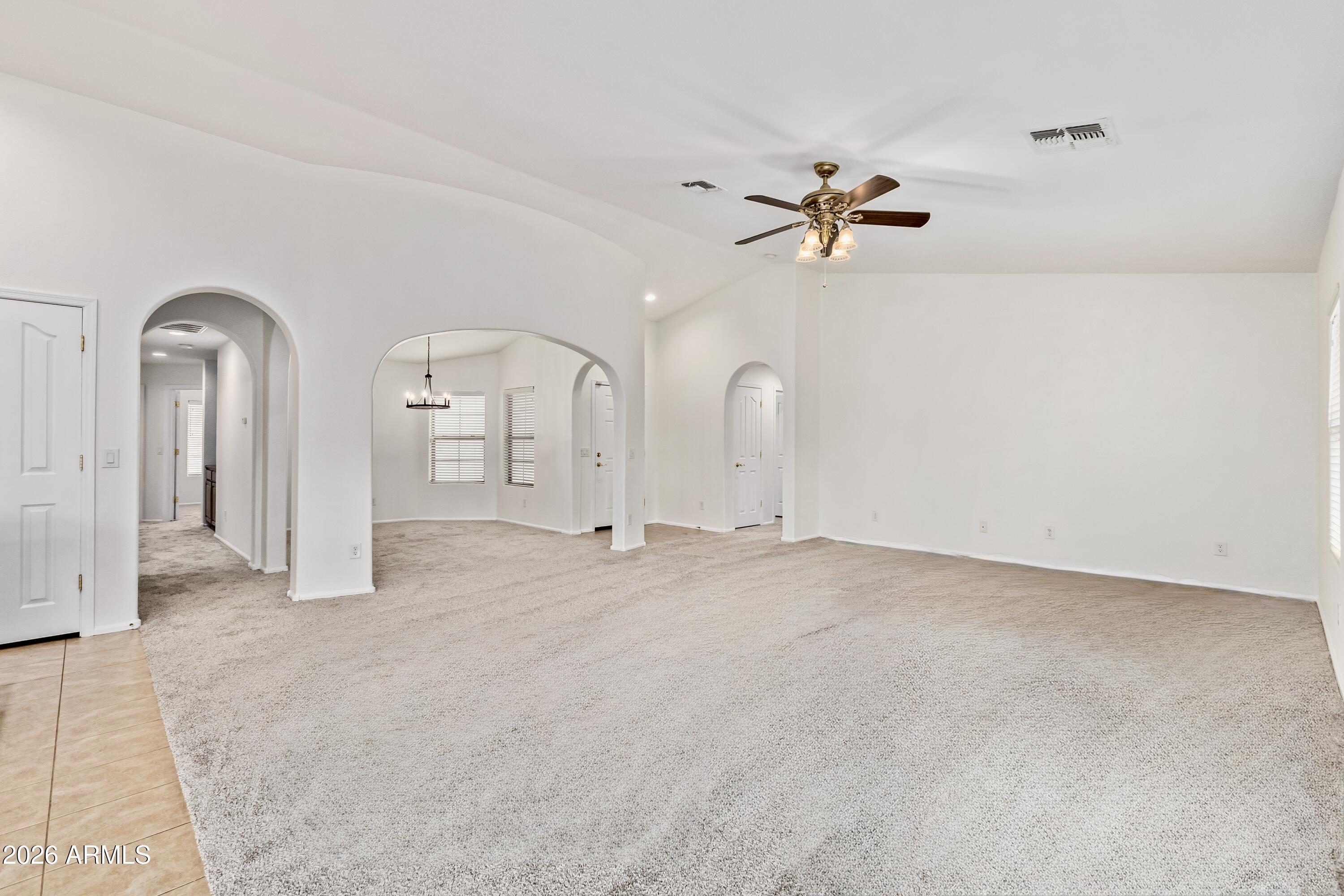 3627 E CAMDEN Avenue