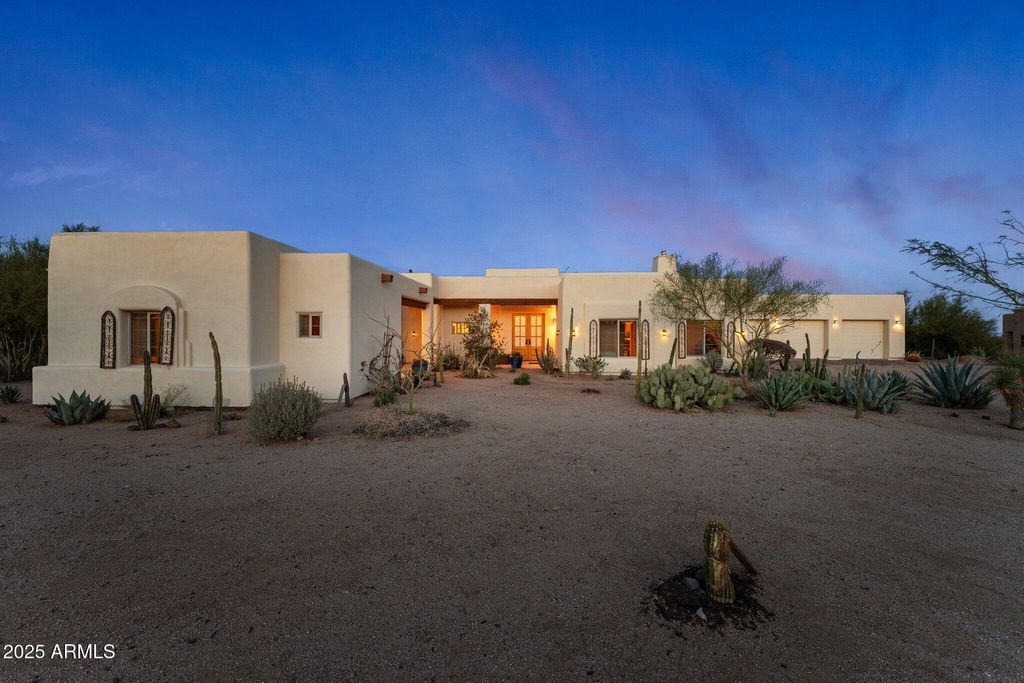 Photo of 14305 E Carefree Highway, Scottsdale, AZ 85262 (MLS # 6926917)