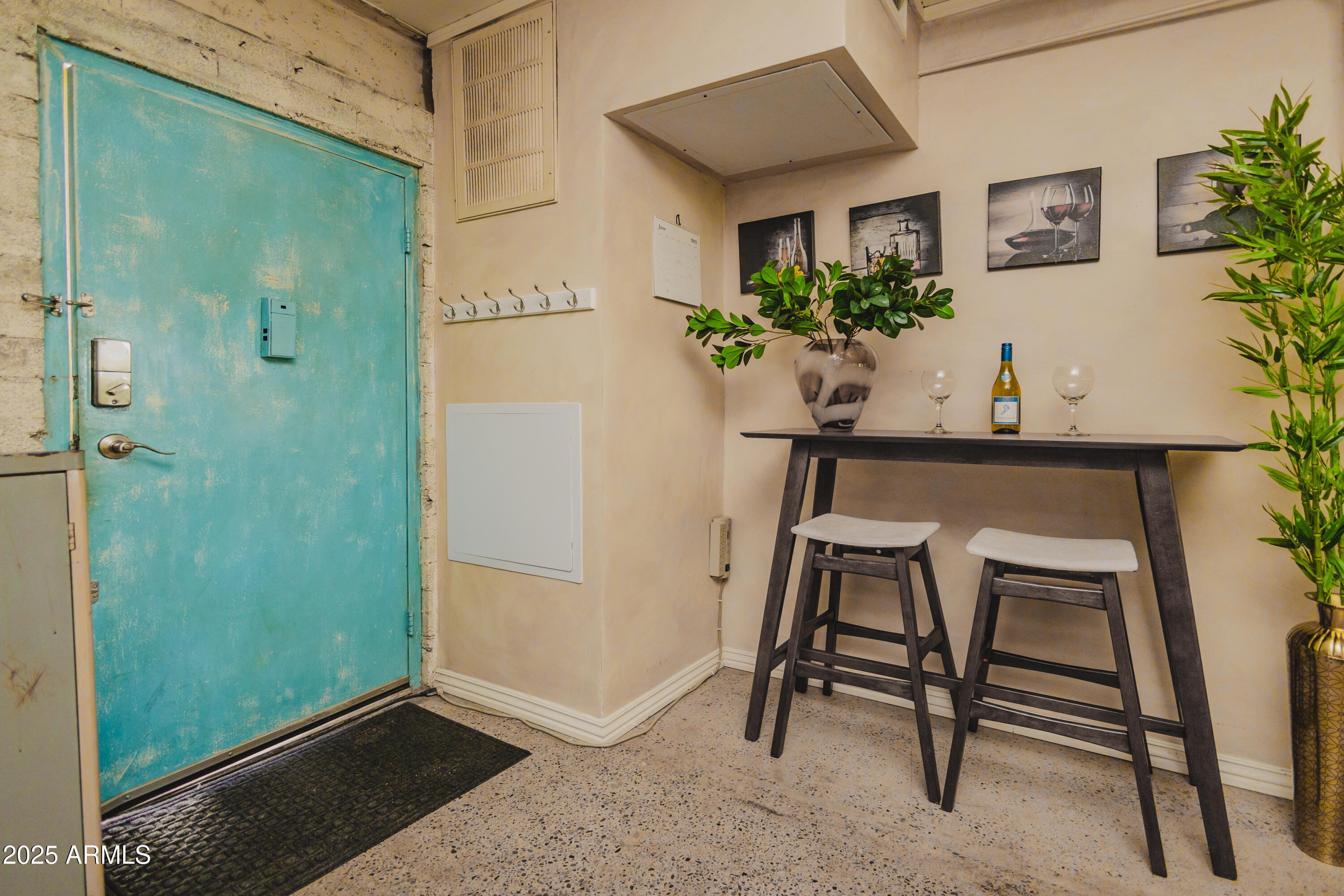 353 E THOMAS Road C307