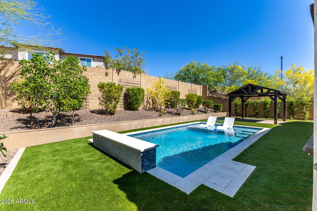 Photo of 1528 W Red Bird Road, Phoenix, AZ 85085 (MLS # 7001527)