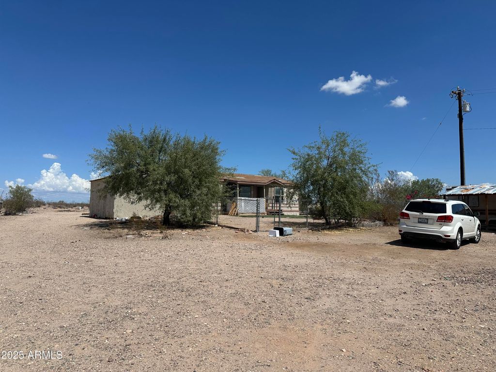 Photo of 35002 W Van Buren Street, Tonopah, AZ 85354 (MLS # 6916632)