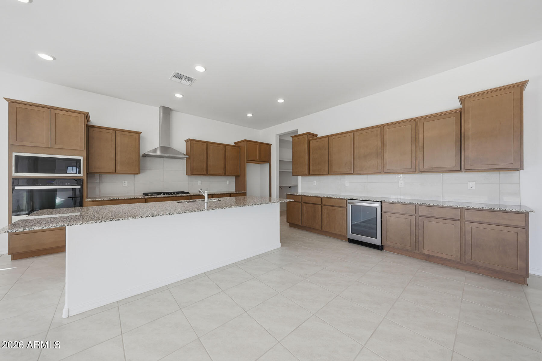 18363 W YAVAPAI Street