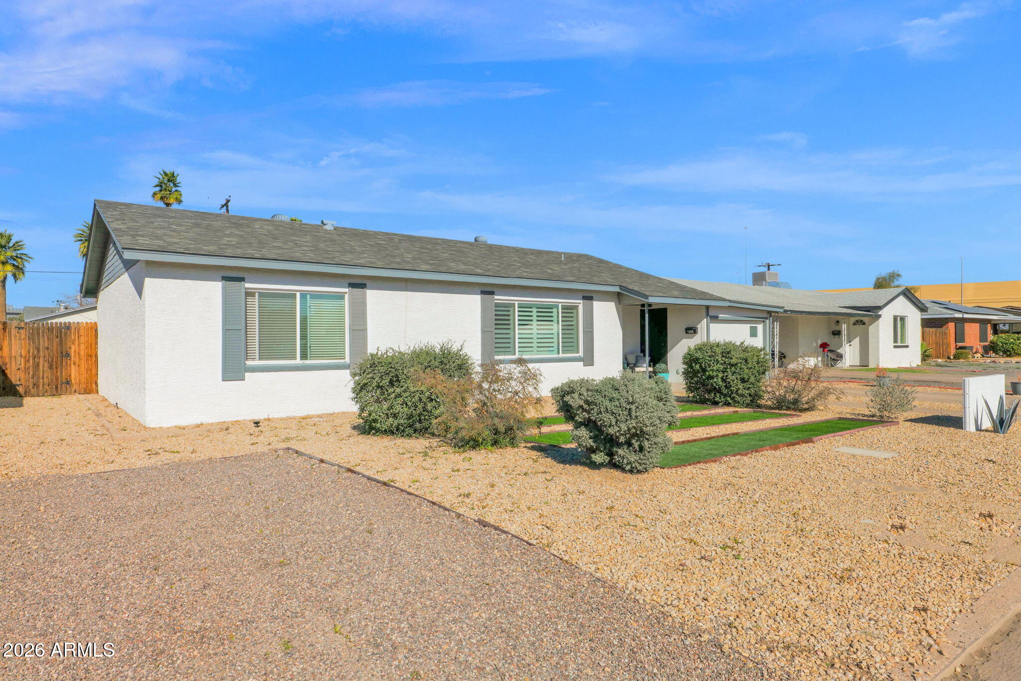 1908 E Pinchot Avenue 1908 Ea