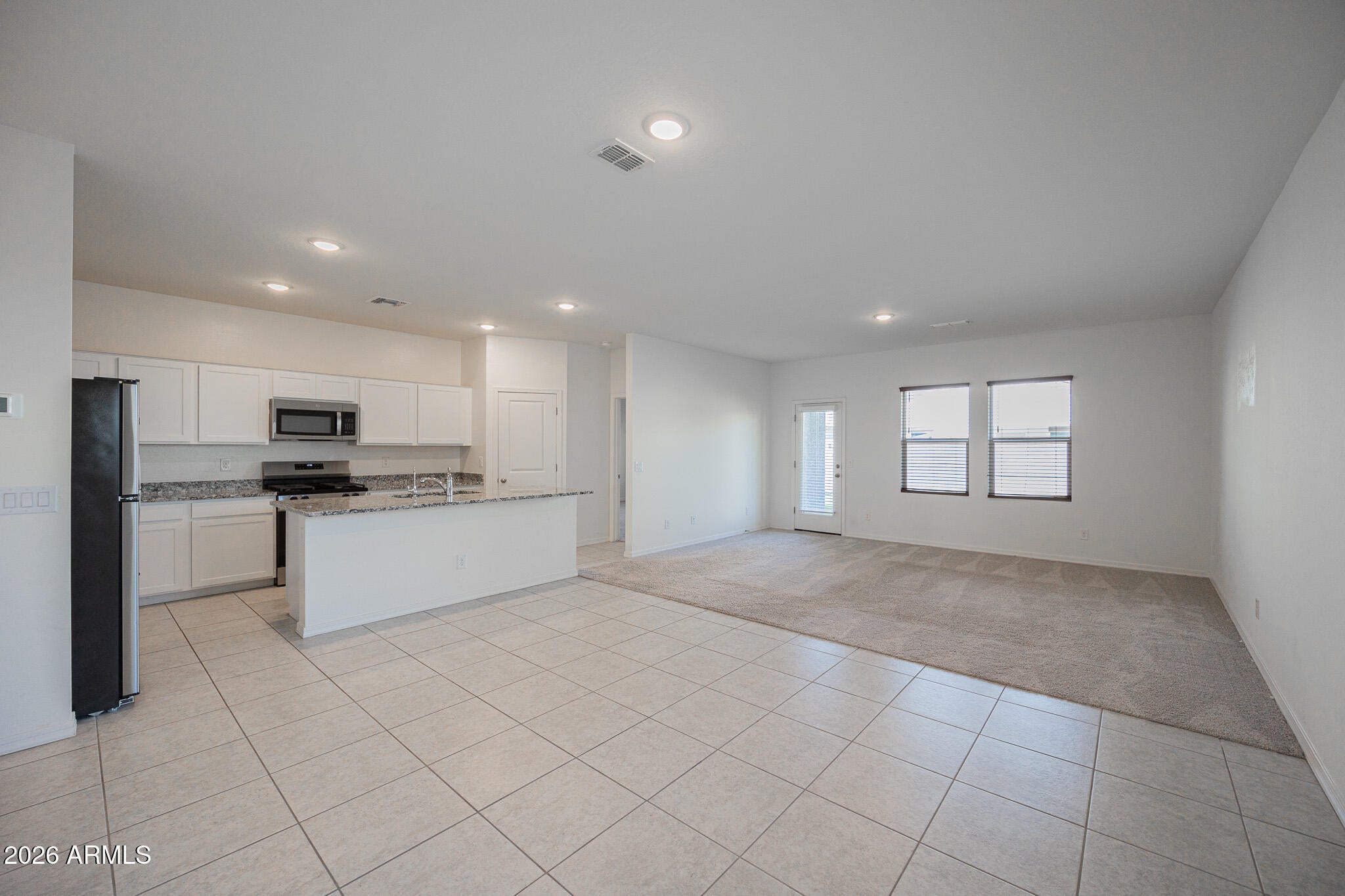 5832 W WILLOW RIDGE Drive