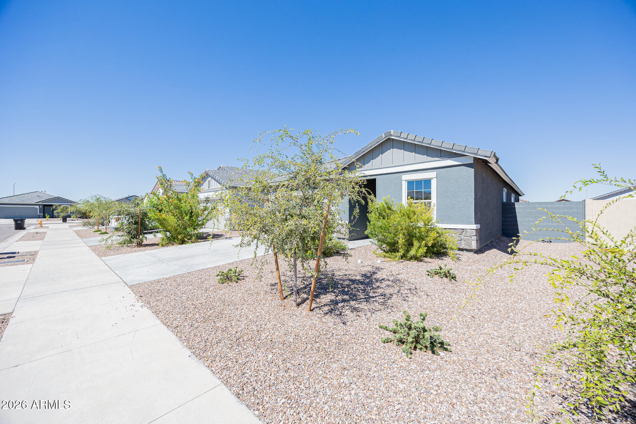 5832 W WILLOW RIDGE Drive