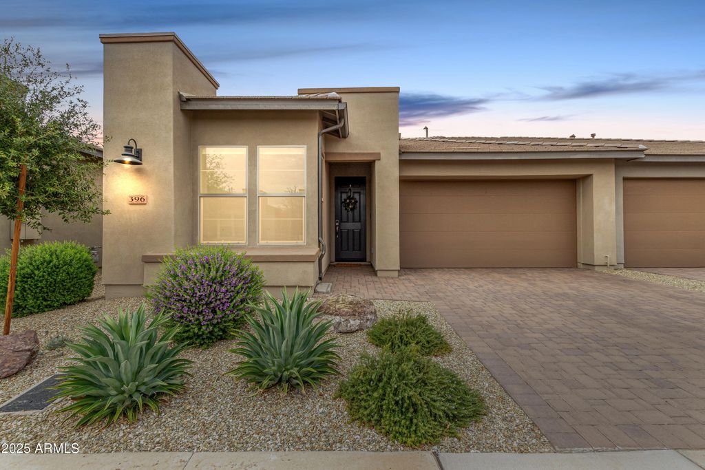 Photo of 396 E Citrus Hollow Way, Queen Creek, AZ 85140 (MLS # 6930355)