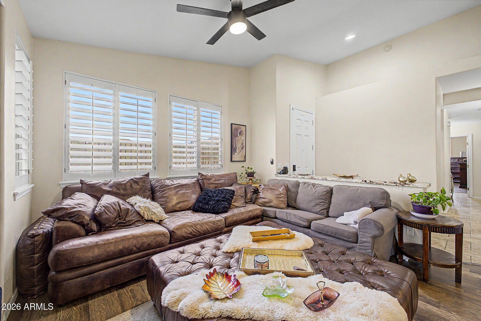 STONECLIFFE CONDOMINIUM - Residential
