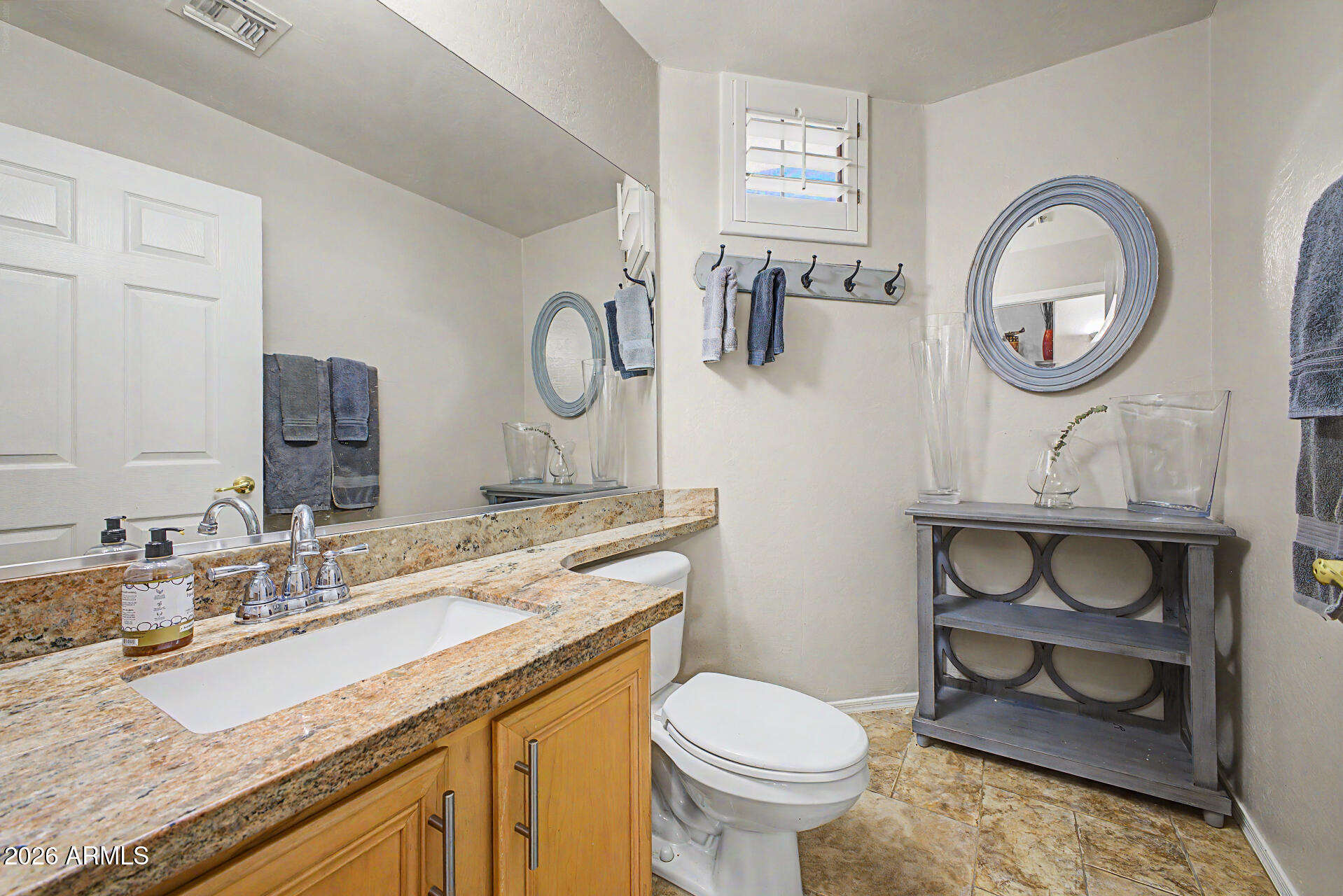 STONECLIFFE CONDOMINIUM - Residential