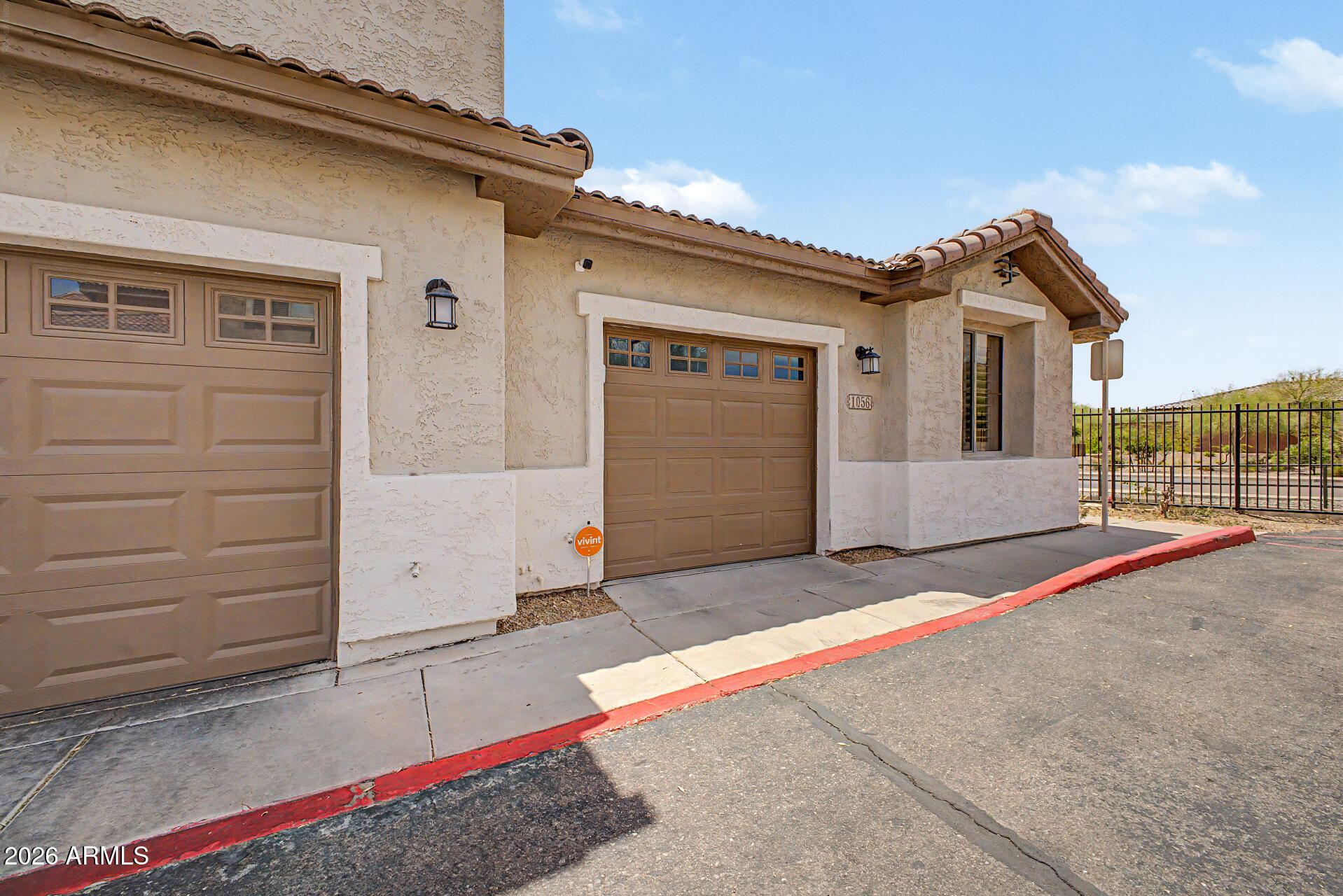 STONECLIFFE CONDOMINIUM - Residential