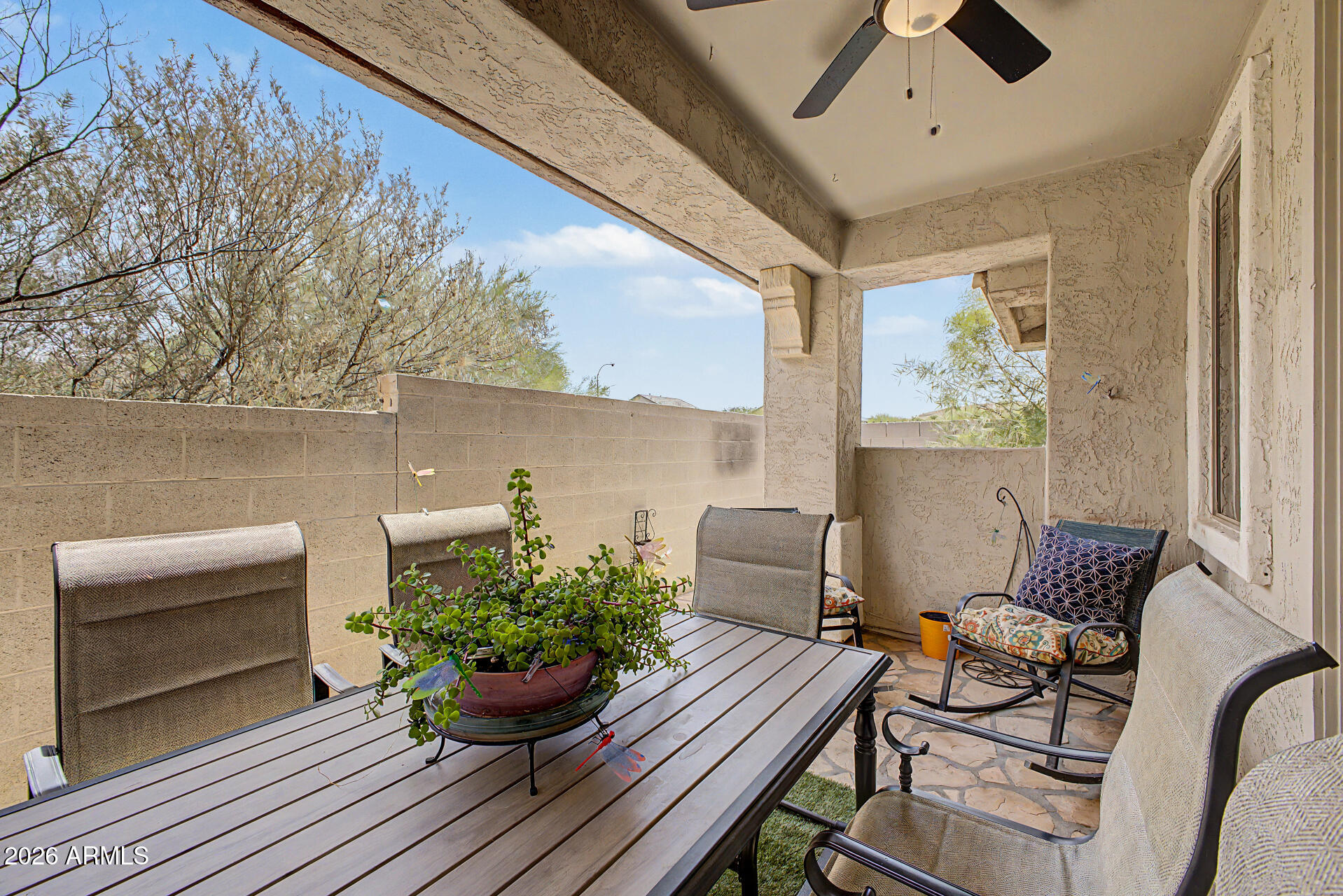 STONECLIFFE CONDOMINIUM - Residential