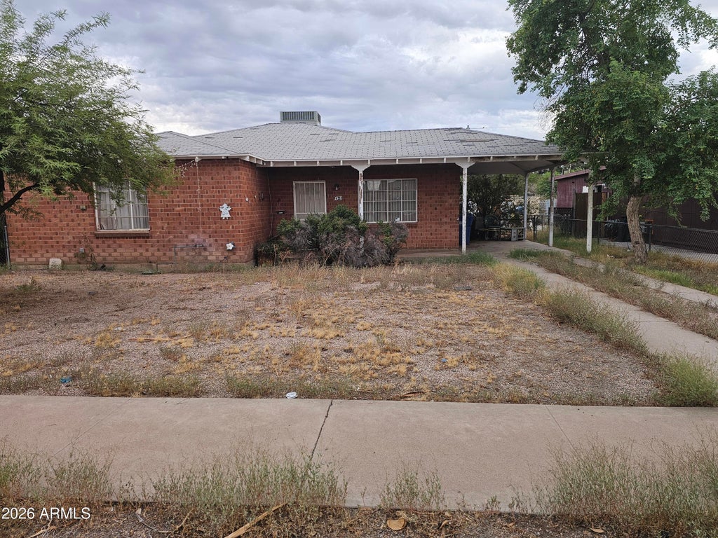 Photo of 2945 E Culver Street, Phoenix, AZ 85008 (MLS # 7092629)