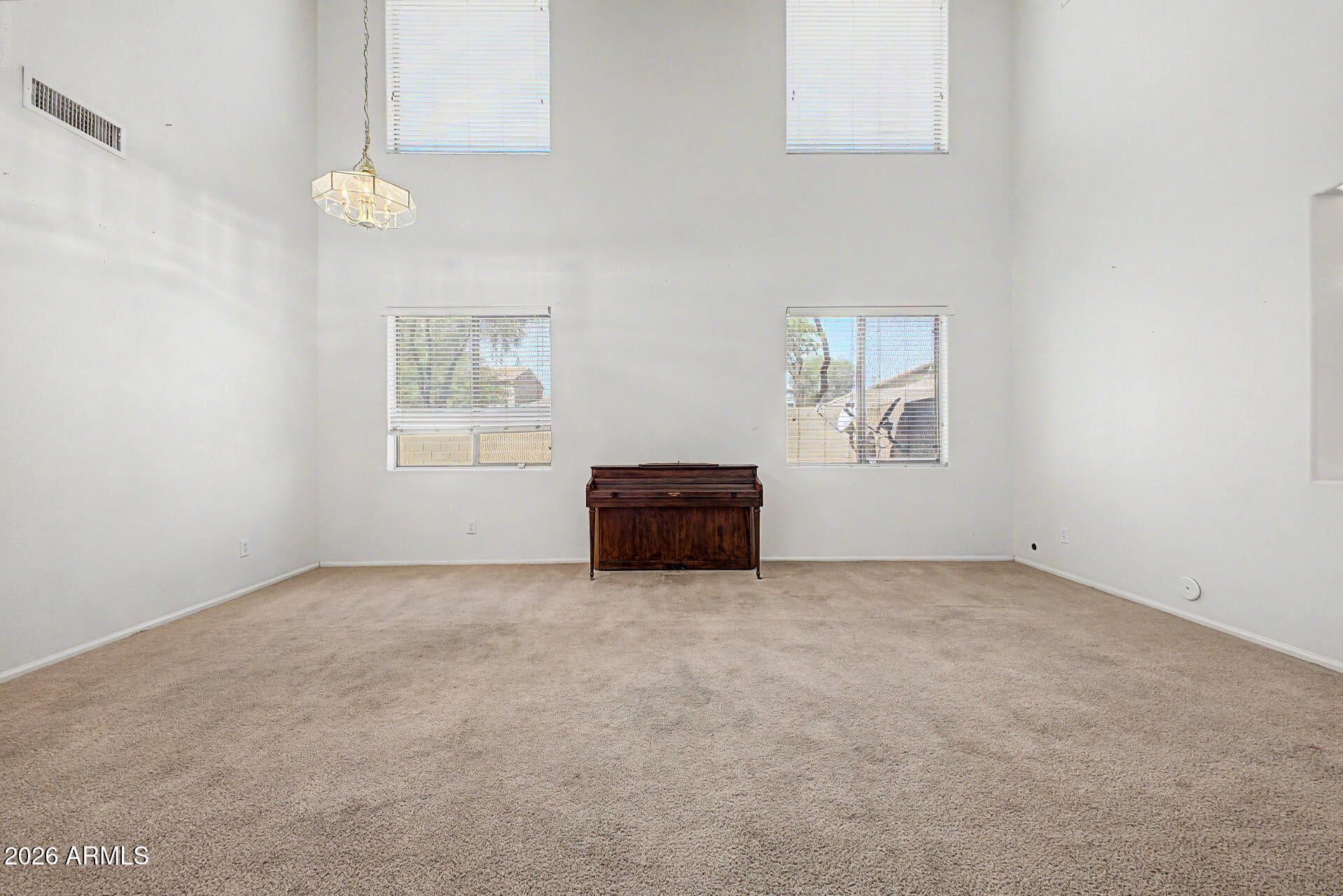 619 E PALOMINO Way
