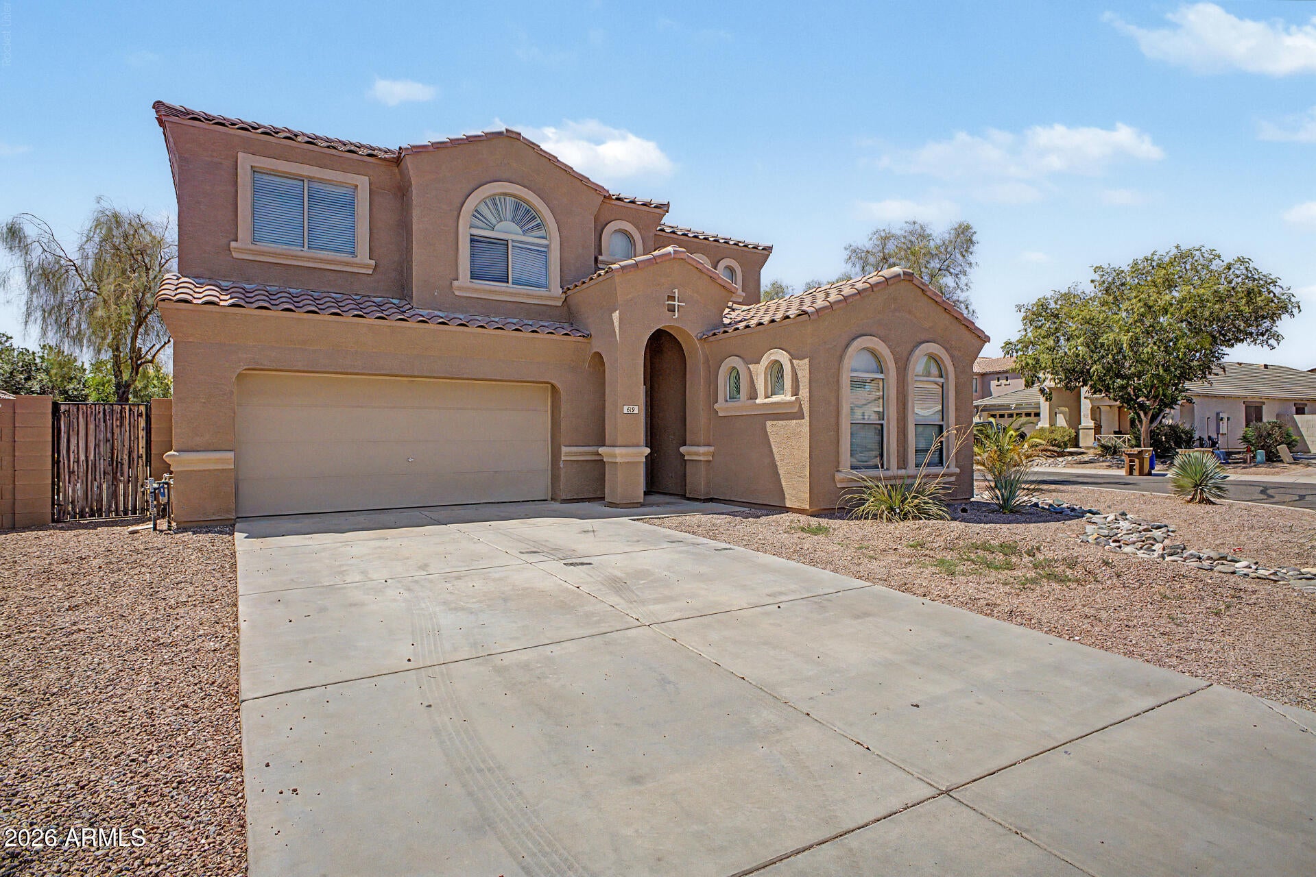 619 E PALOMINO Way