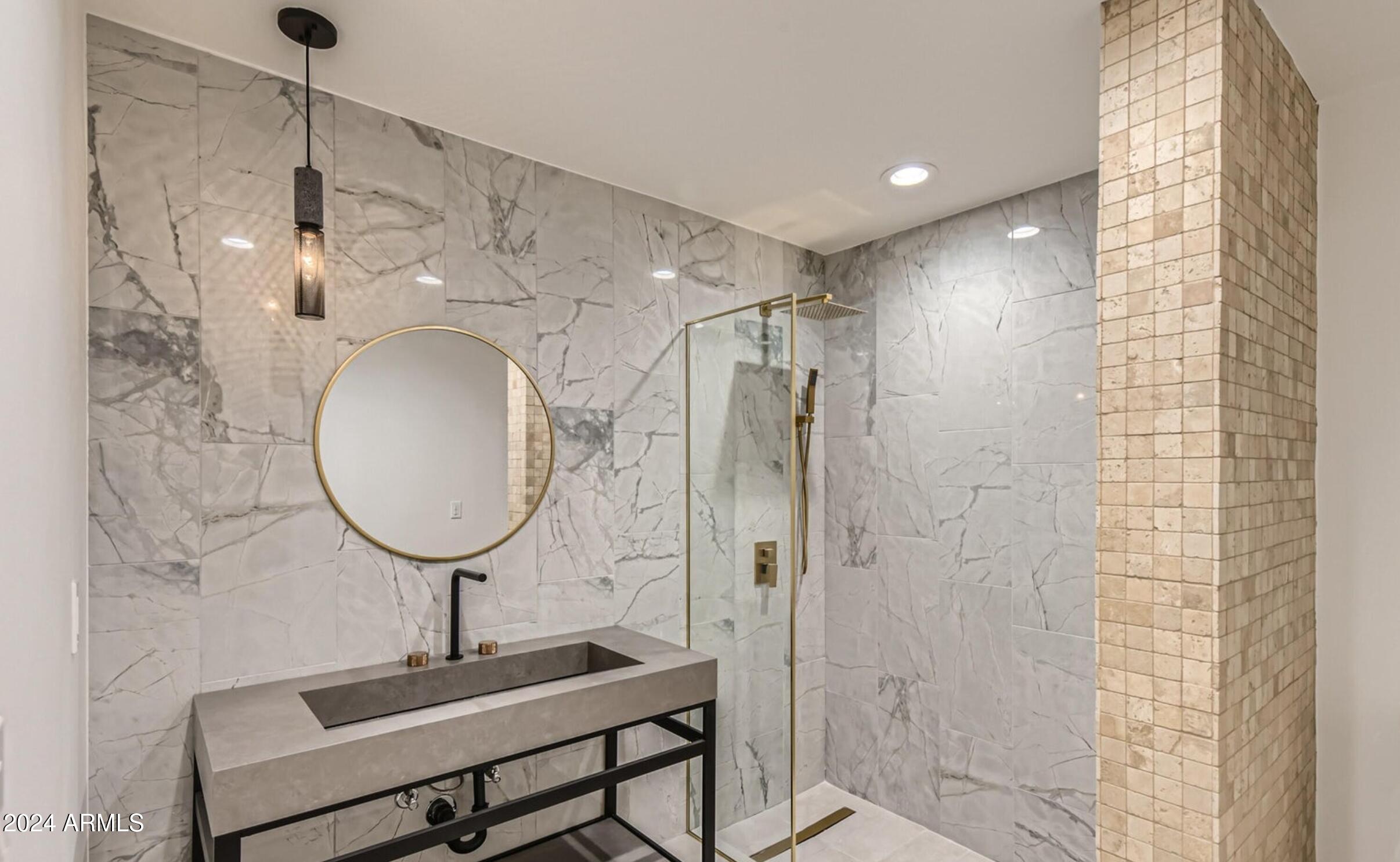 Fountain Hills, Arizona 85268, United States, 5 Bedrooms Bedrooms, ,4 BathroomsBathrooms,Residential,Pending,24704