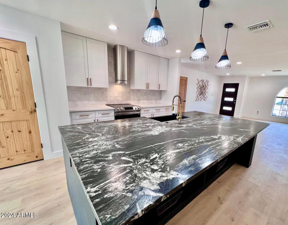 Fountain Hills, Arizona 85268, United States, 5 Bedrooms Bedrooms, ,4 BathroomsBathrooms,Residential,Pending,24704