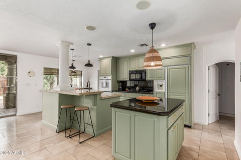 7210 N 17TH Avenue Phoenix AZ 85021