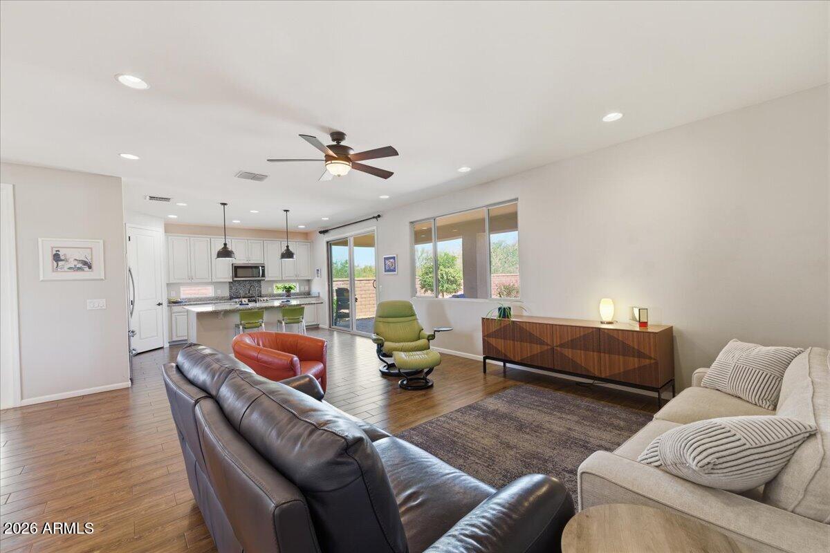 Golden Barrel Place At Dove Mountain - Residential