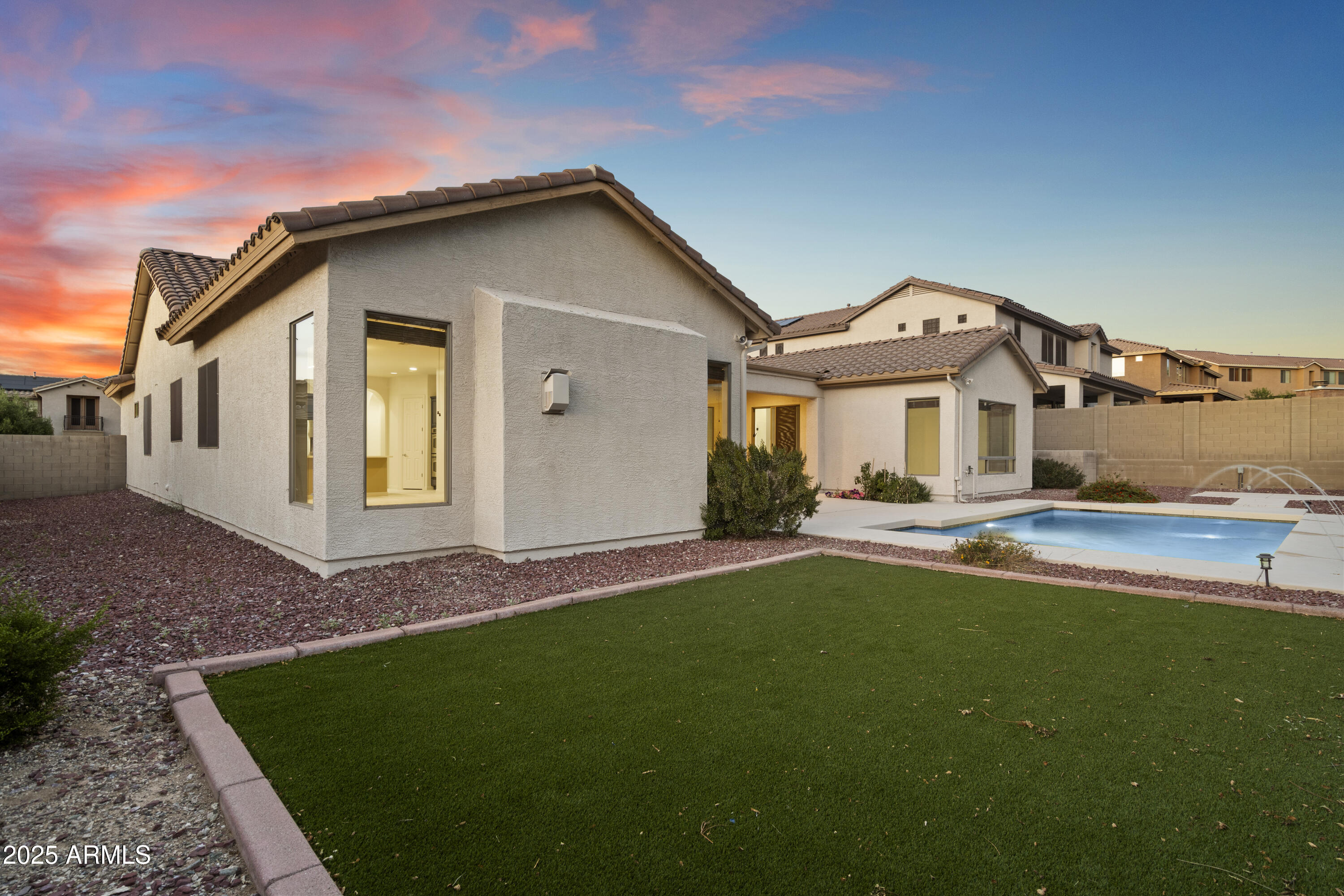 3551 W HIDDEN MOUNTAIN Lane