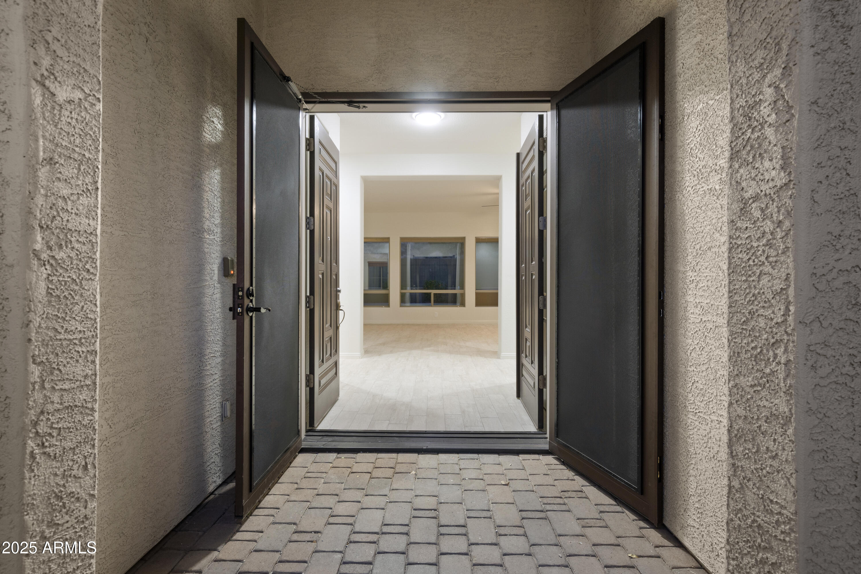 3551 W HIDDEN MOUNTAIN Lane