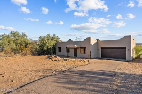 A home in Black Canyon City