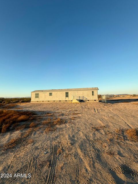 A home in Tonopah