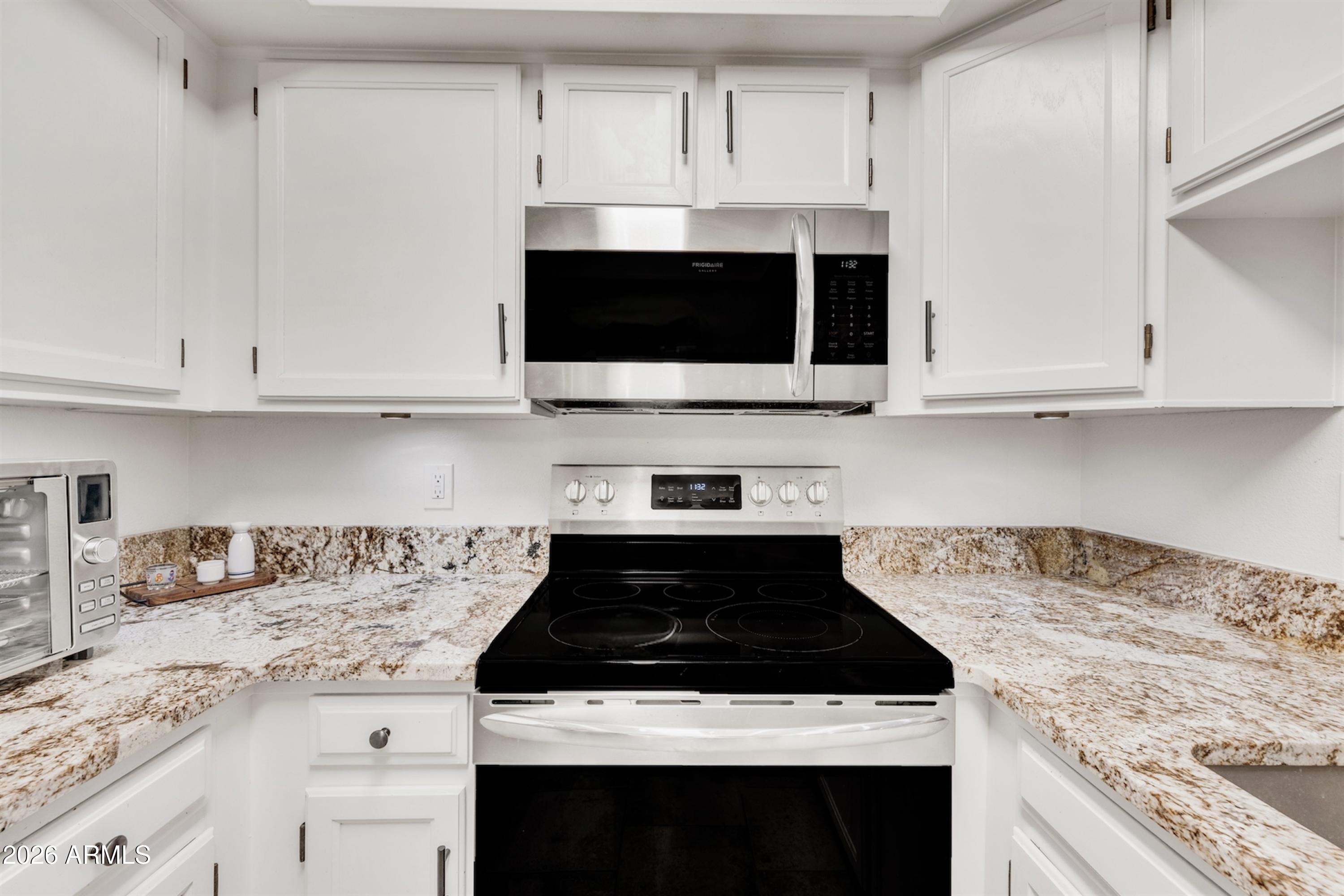 540 N MAY Street 1145