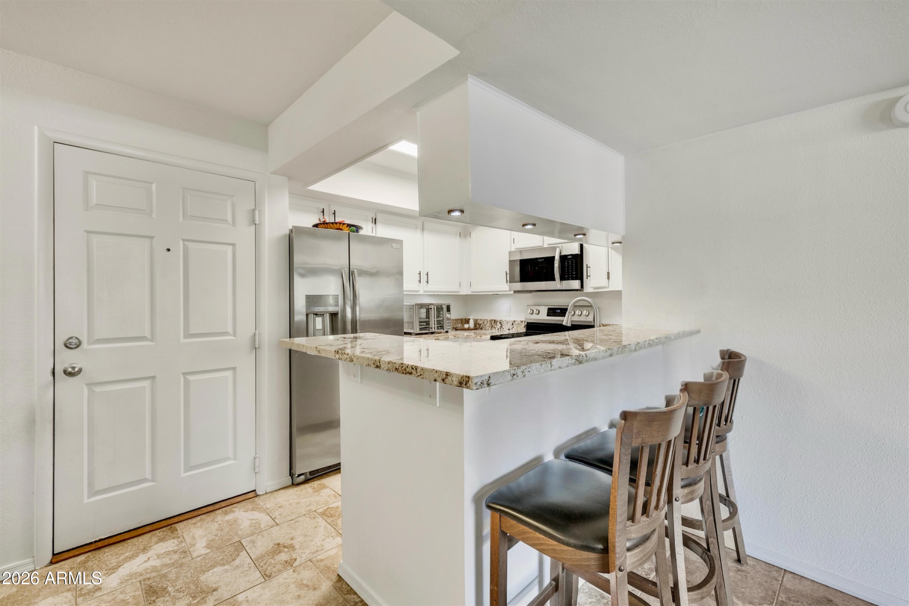 540 N MAY Street 1145