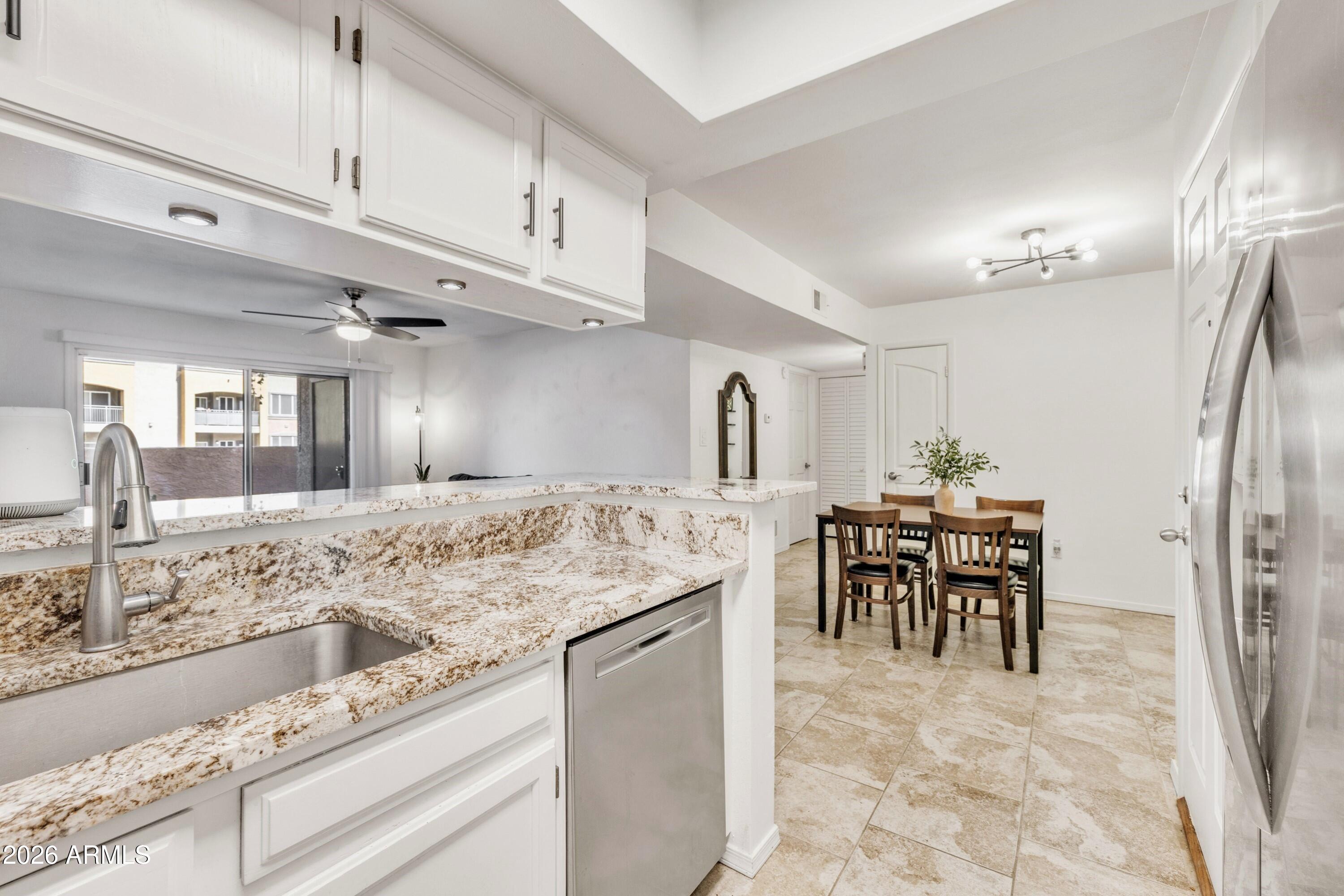 540 N MAY Street 1145