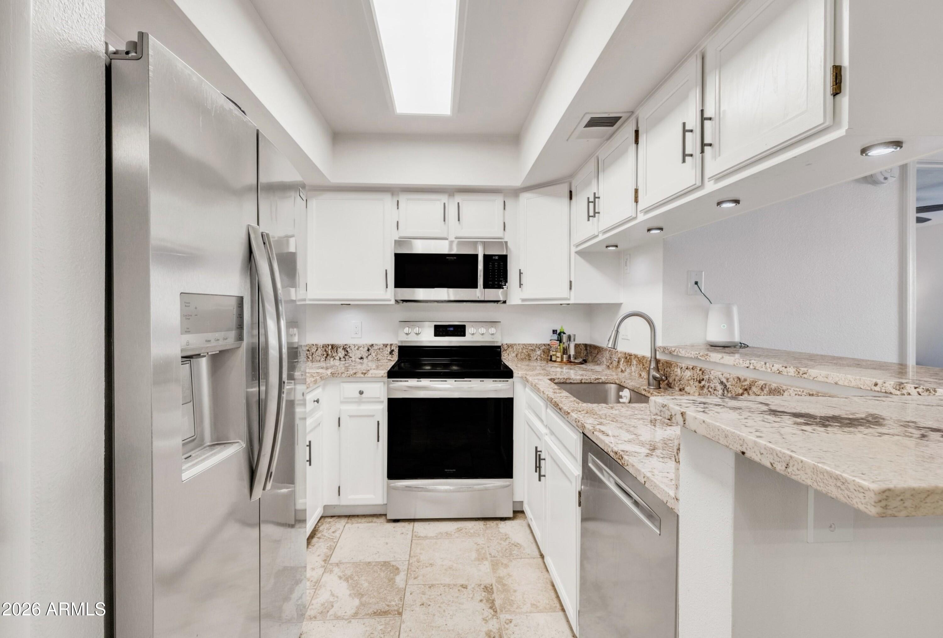 540 N MAY Street 1145