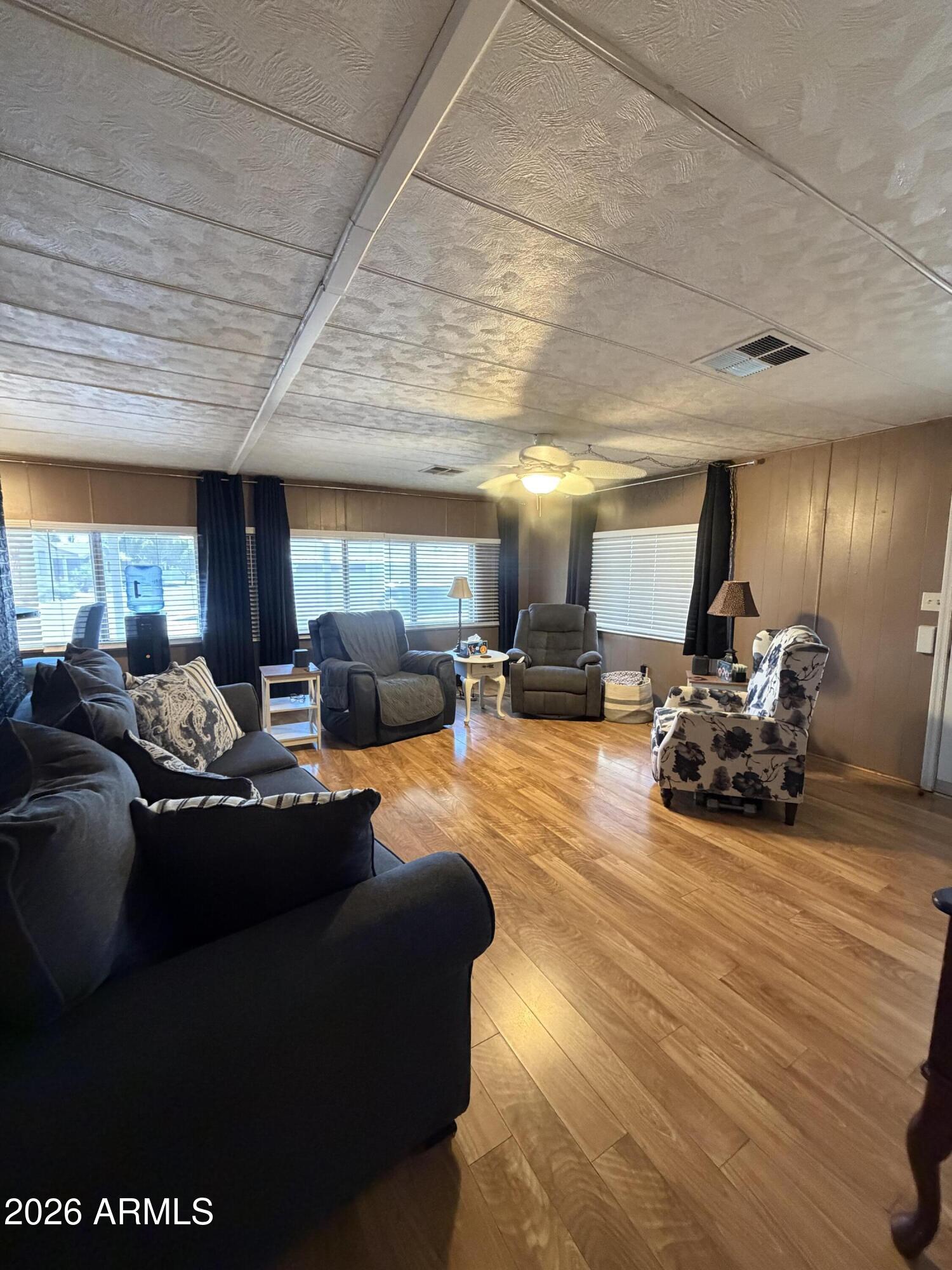 201 S Greenfield Road 18