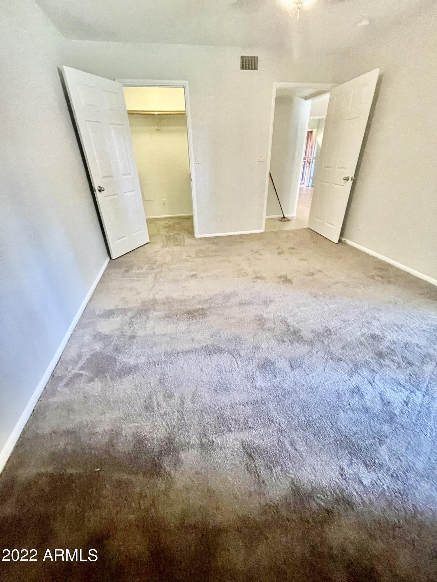 12212 N PARADISE VILLAGE Parkway S 104