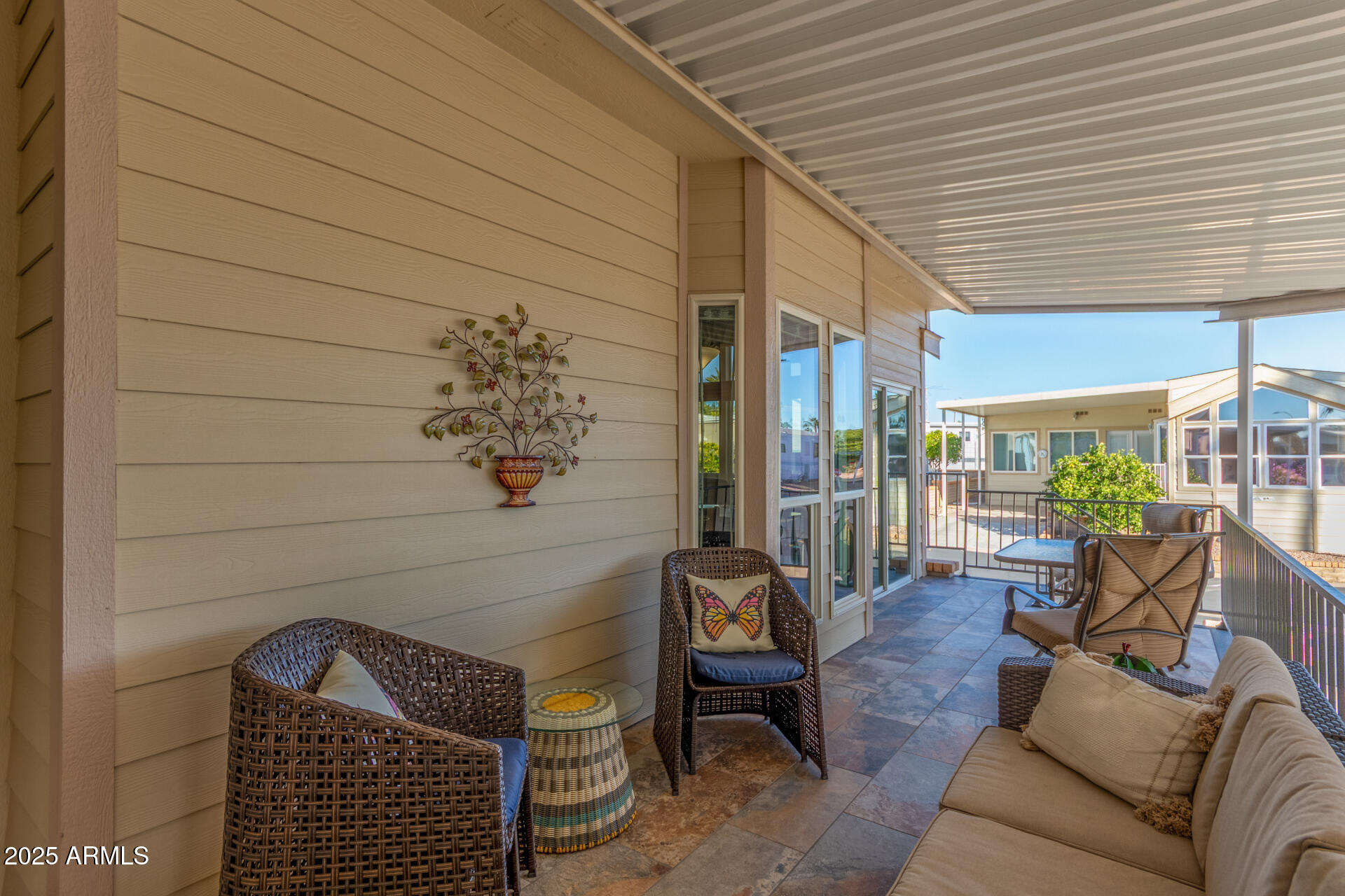 111 S GREENFIELD Road 421