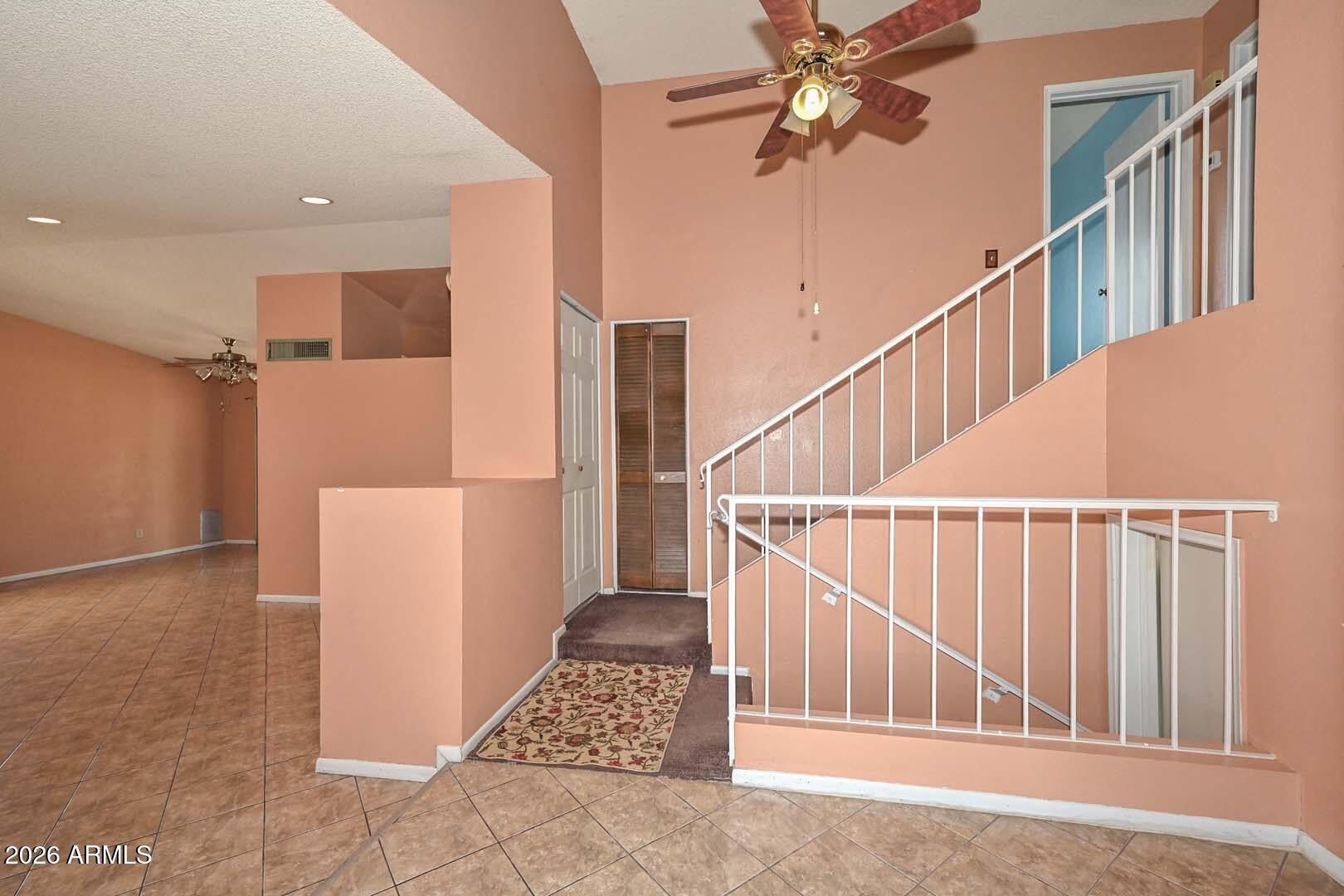 2602 N 60th Drive