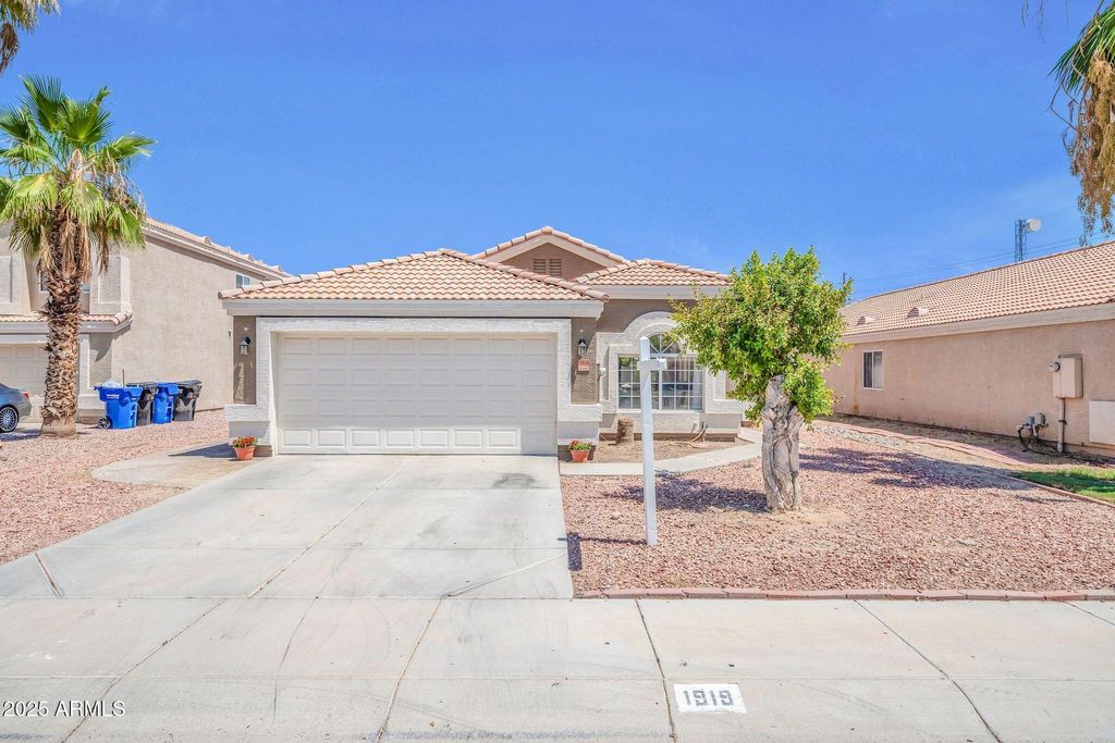 Photo of 1919 N 118th Lane, Avondale, AZ 85392 (MLS # 6910723)