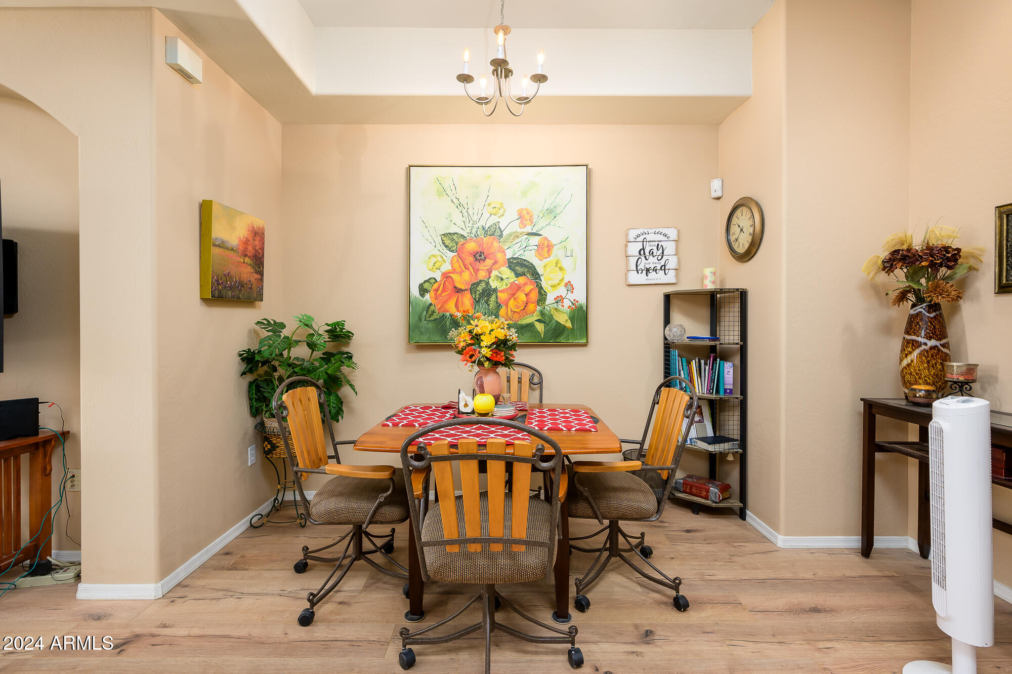 14575 W MOUNTAIN VIEW Boulevard 11309