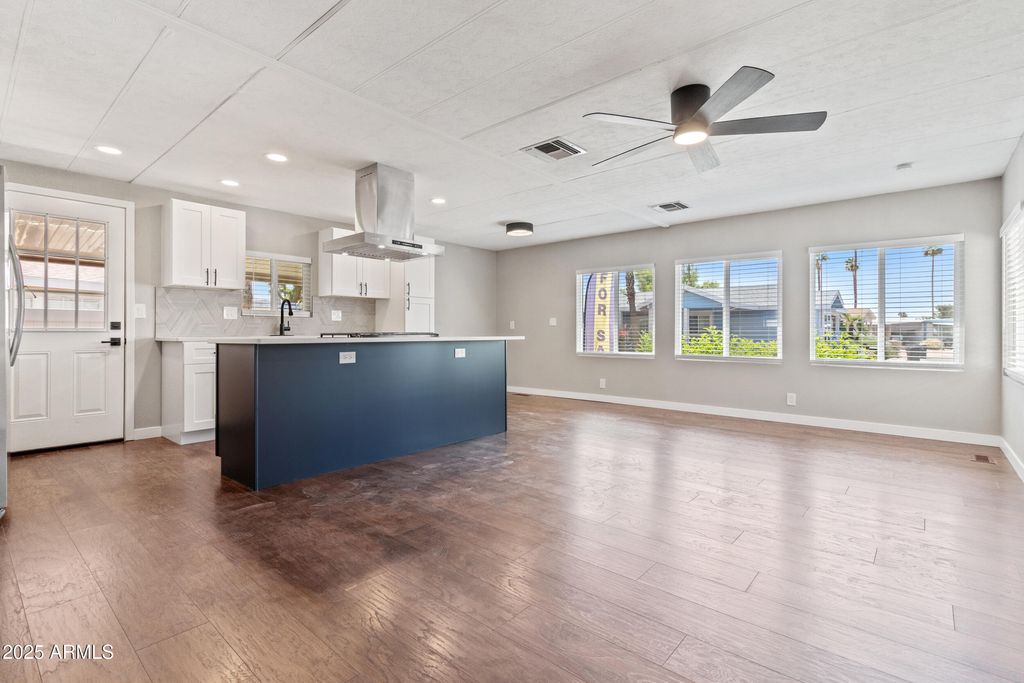 Photo of 2401 W Southern Avenue #224, Tempe, AZ 85282 (MLS # 6878508)