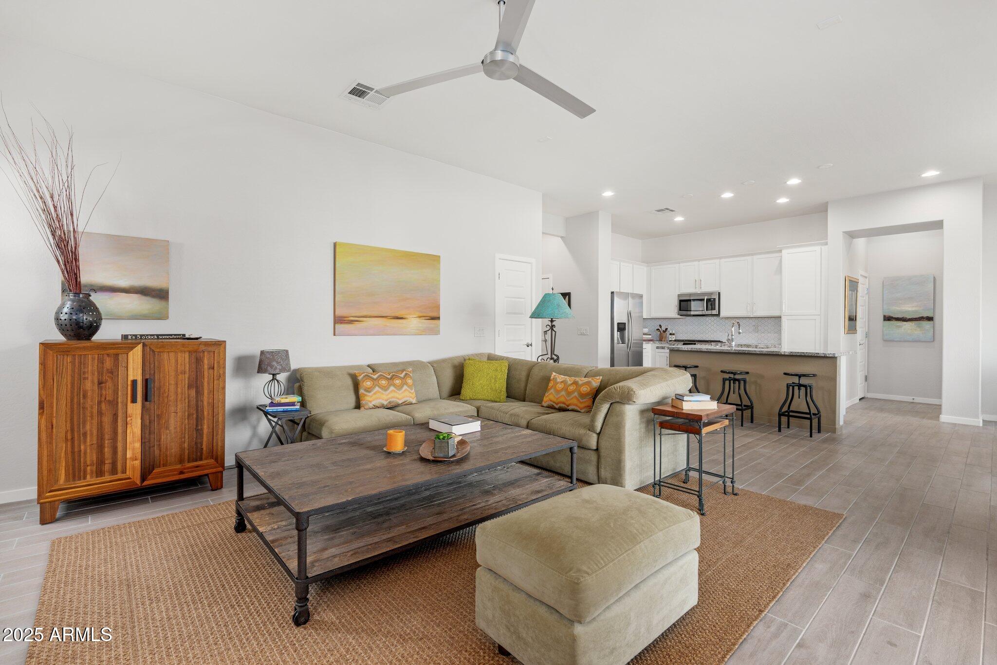 Homes 4 21062 E VIA DEL SOL --