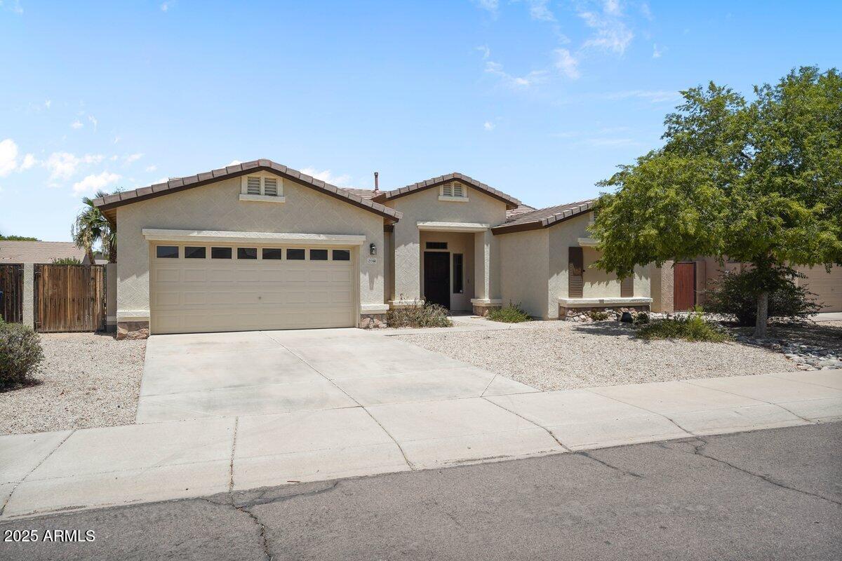 21168 E SADDLE Way