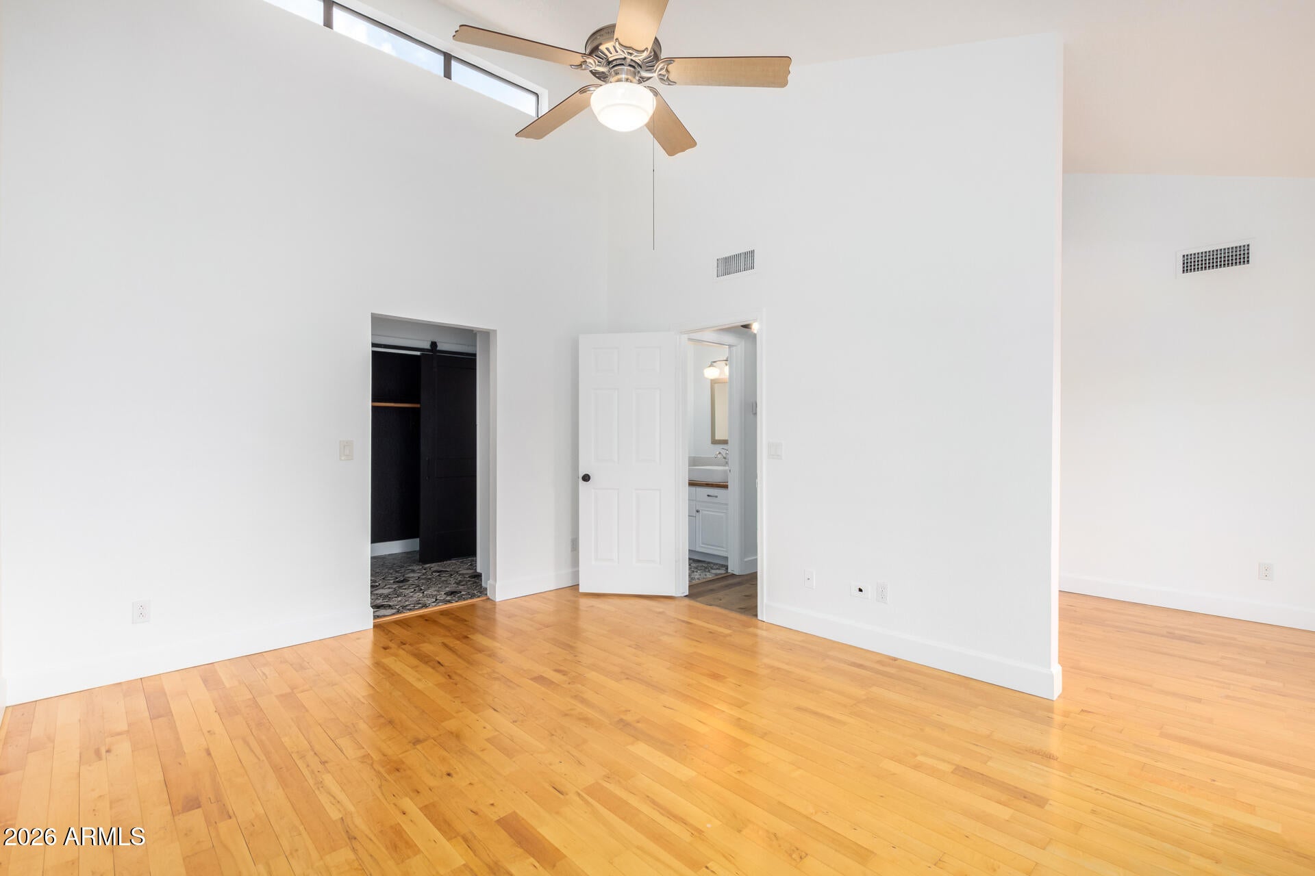 5640 E Bell Road Unit 1100