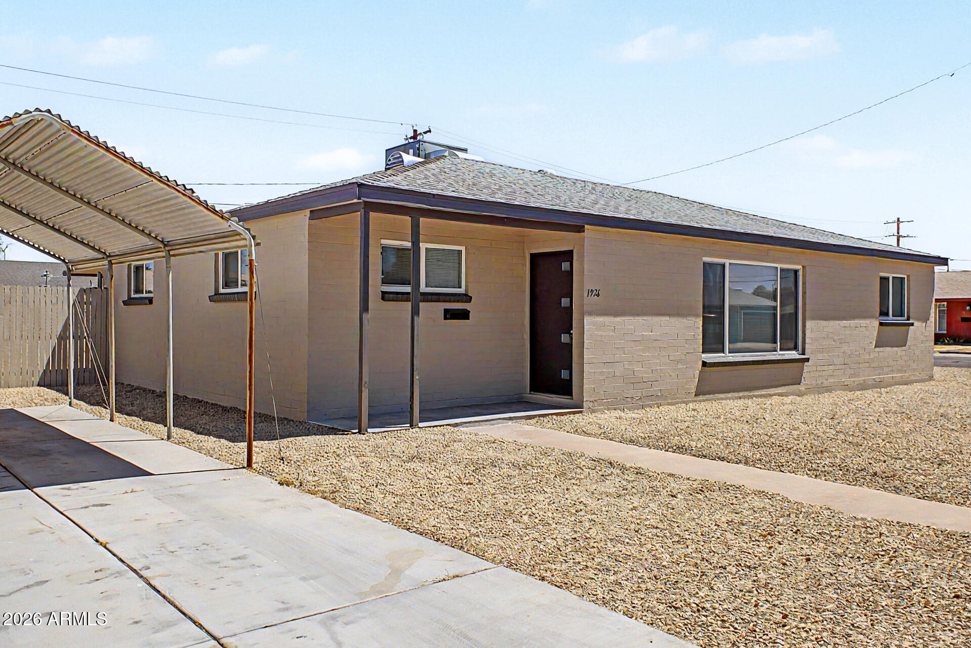 1926 W SAN MIGUEL Avenue