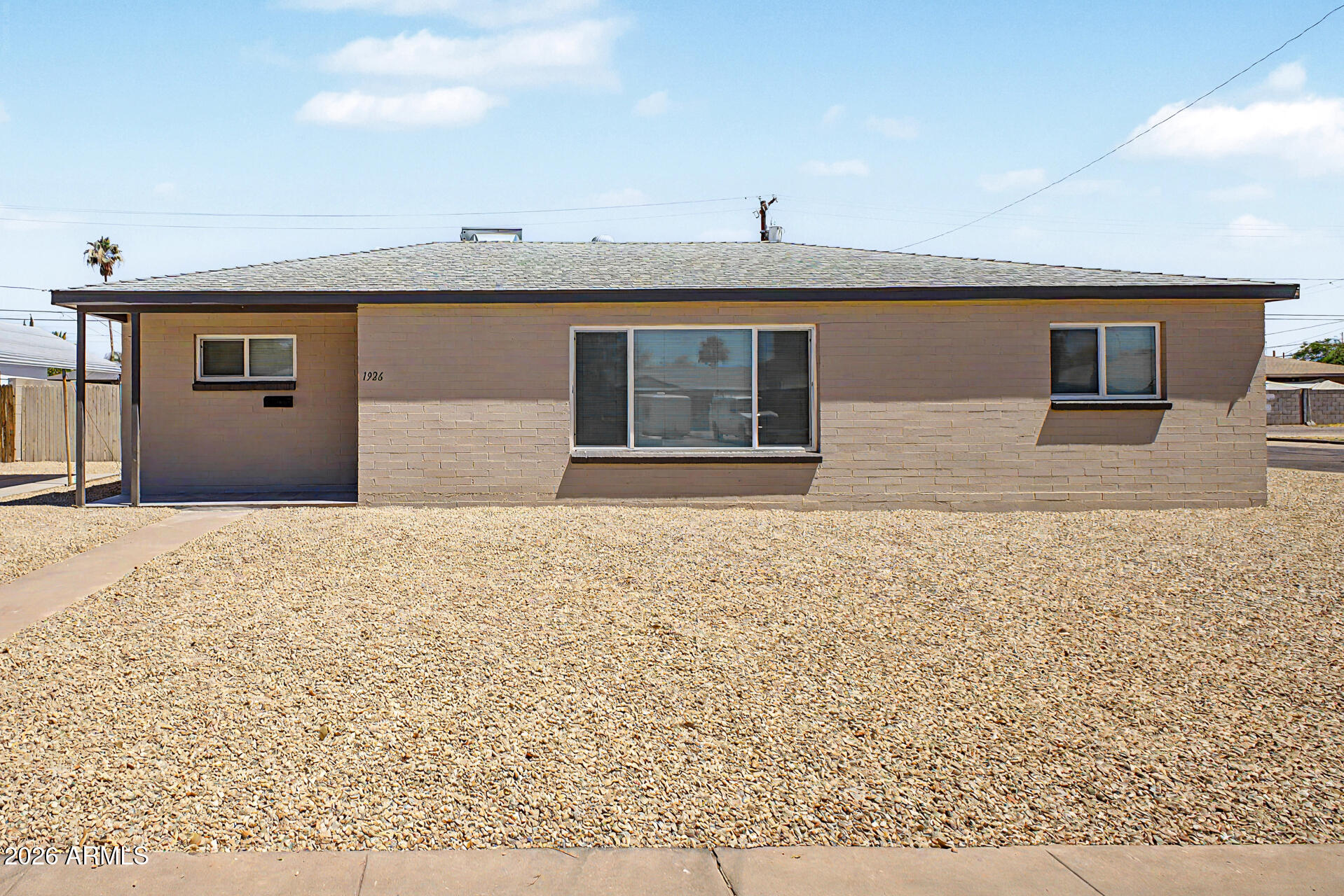 1926 W SAN MIGUEL Avenue