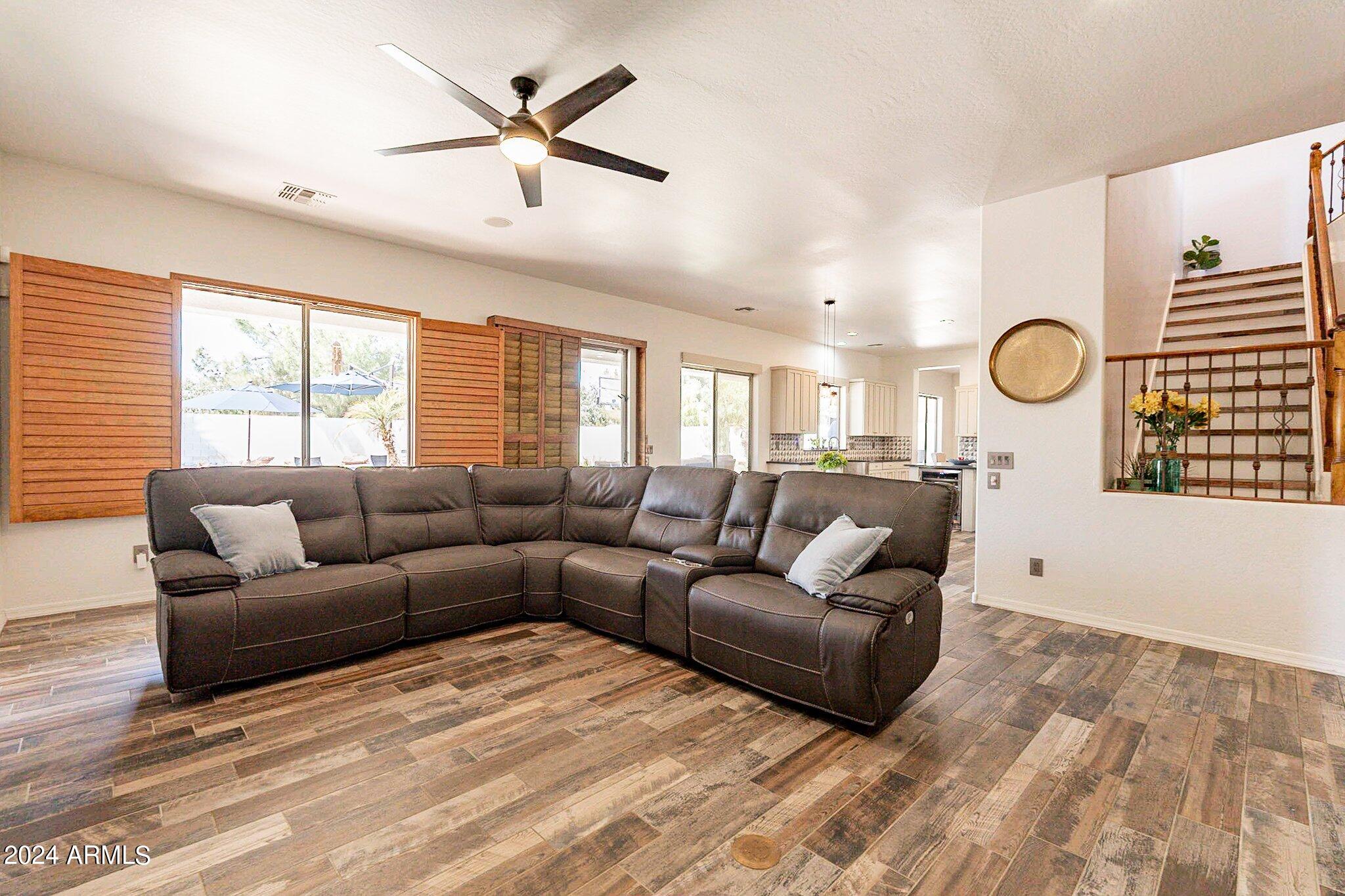 3806 E TAURUS Place